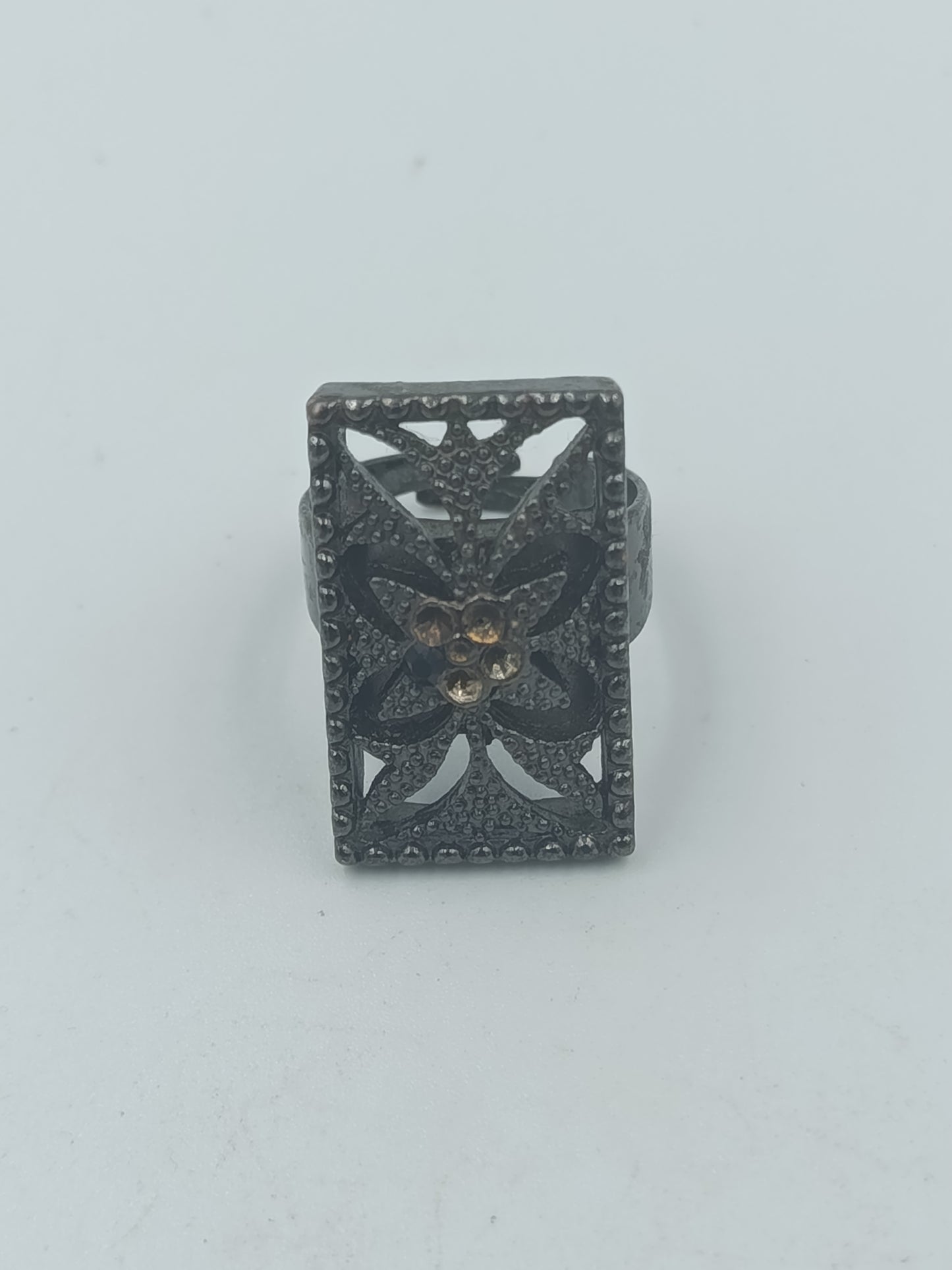 Verstellbarer Vintage Ring in Antiksilber mit Ornament und Strass