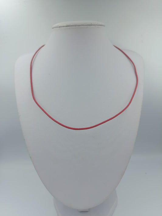 Rote Halskette mit Lederband und Metallverschluss 47cm