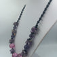 Halskette mit violetten und pinken Perlen im Edelstein Look