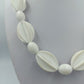 Weiße Vintage Kunststoffkette mit großen Gliedern