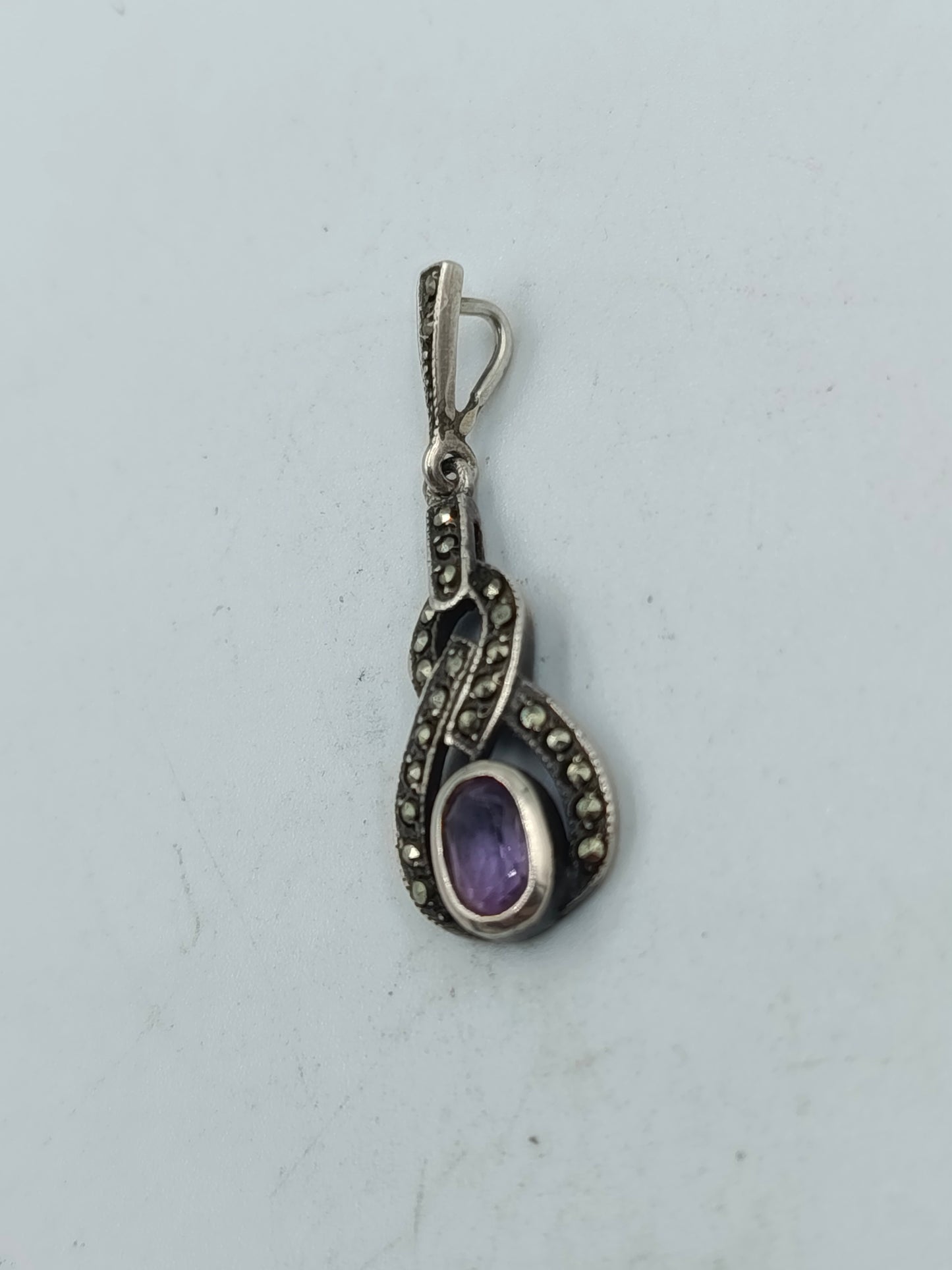 925 Silber Anhänger mit Amethyst und Markasiten im eleganten Vintage Design