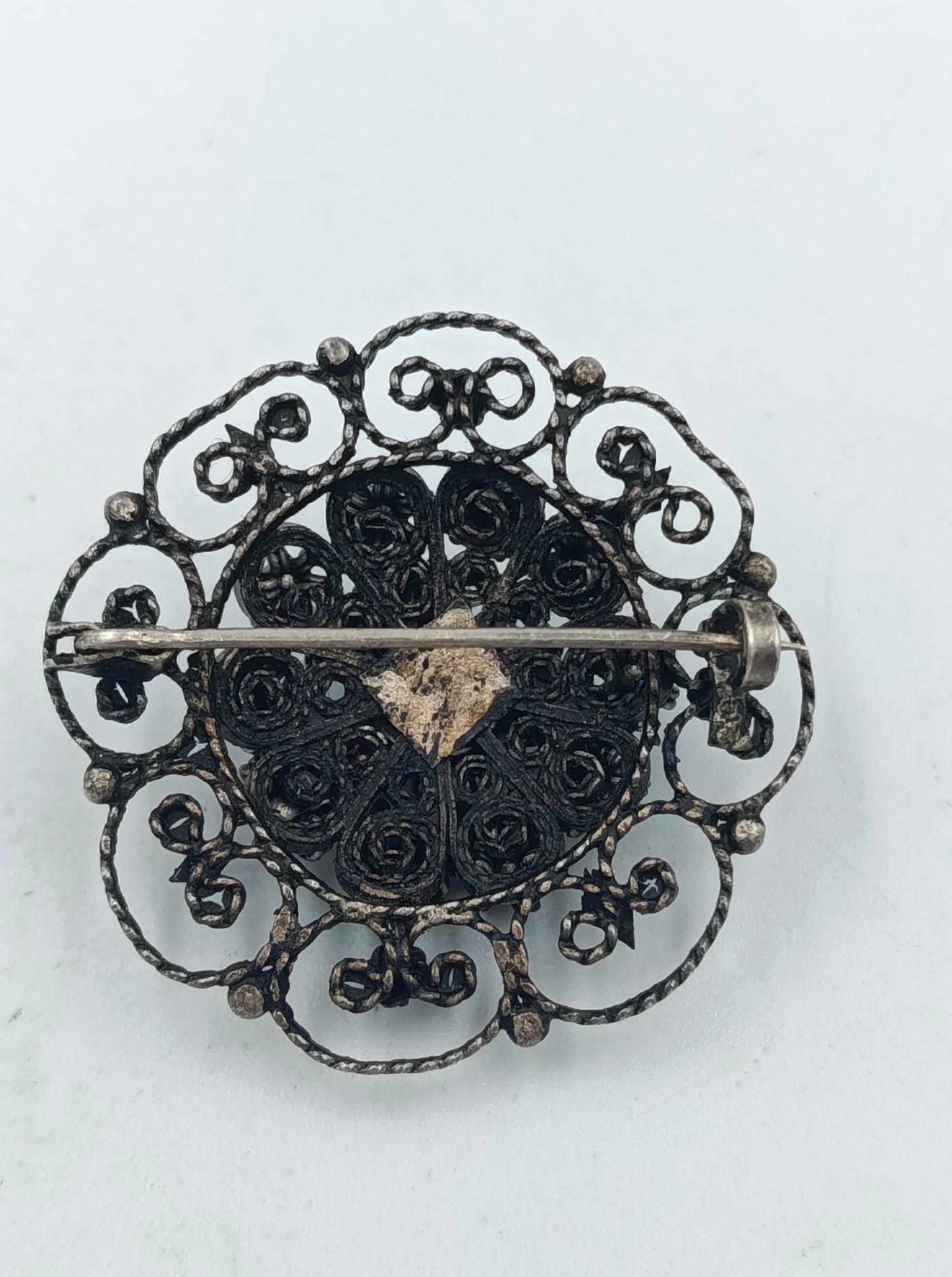 Silber Filigran Brosche mit rotem Stein Vintage Design