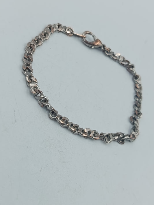 Silberfarbenes Armband Gliederkette mit Karabinerverschluss