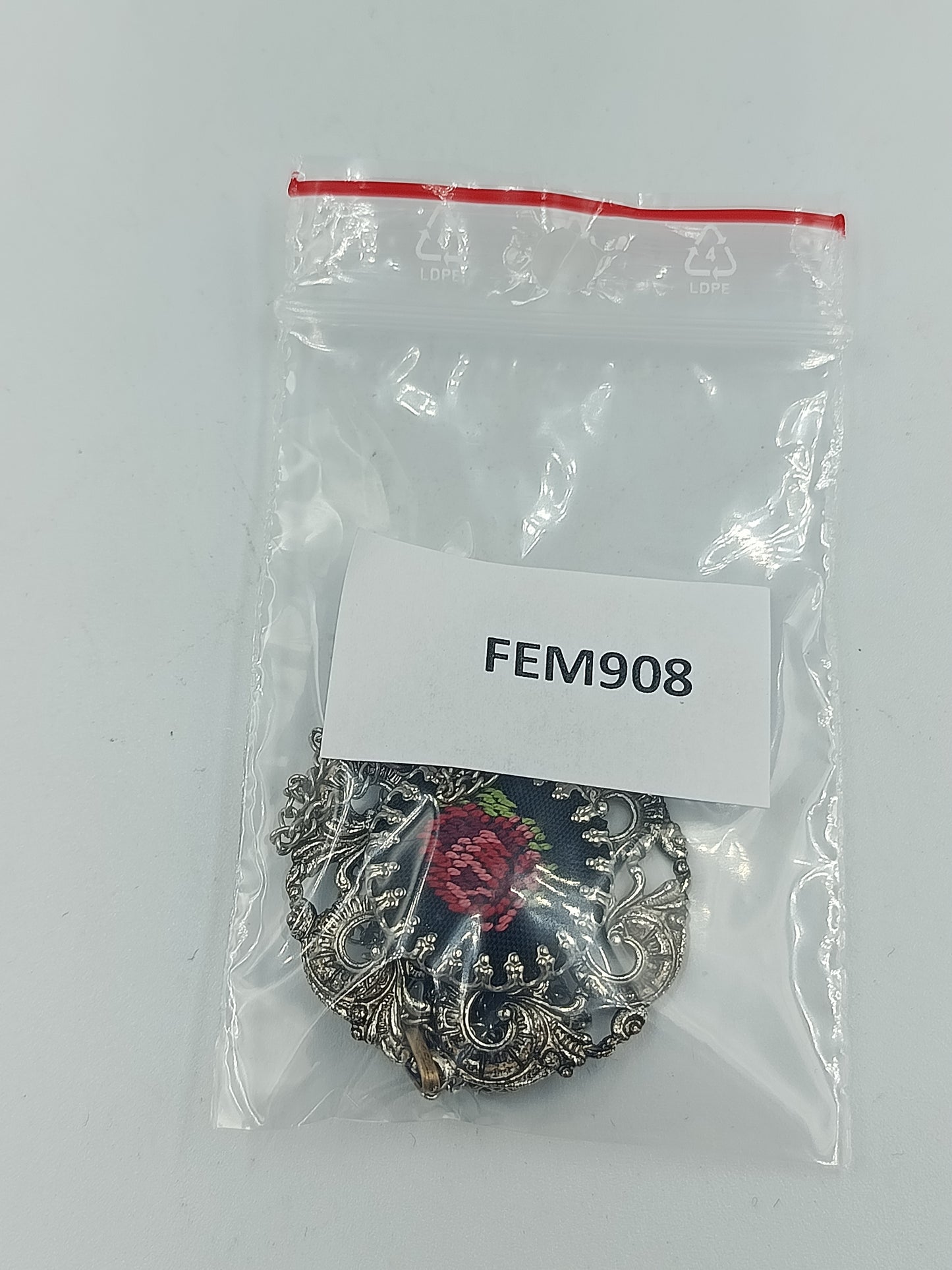 Vintage Halskette mit gestickter Rose Rosenanhänger Silberfarben