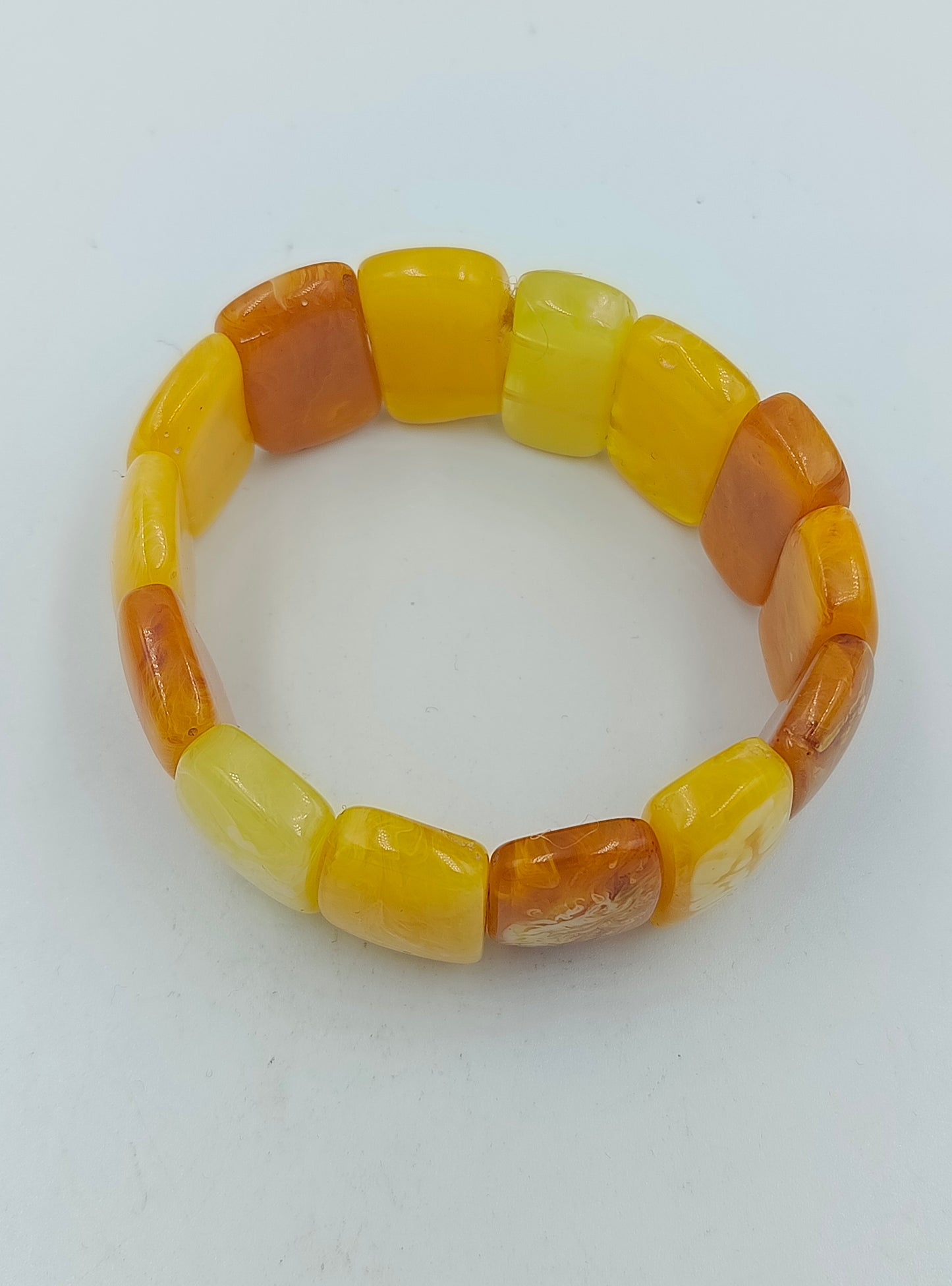 Armband in Bernstein Optik mit rechteckigen Gliedern