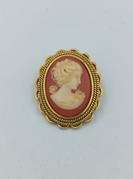 Vintage Brosche Kamee Dame goldfarben oval klassisch