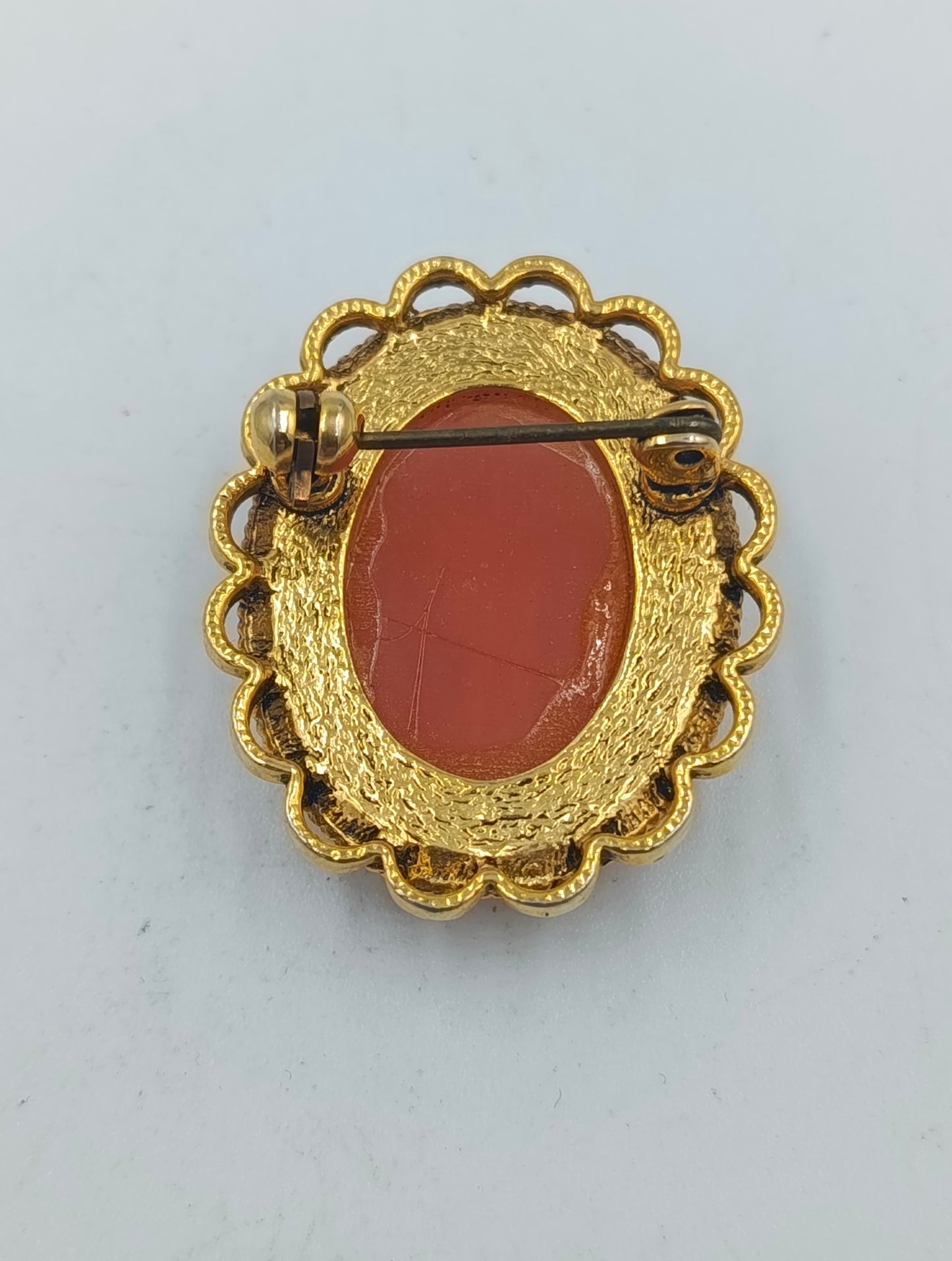 Vintage Brosche Kamee Dame goldfarben oval klassisch