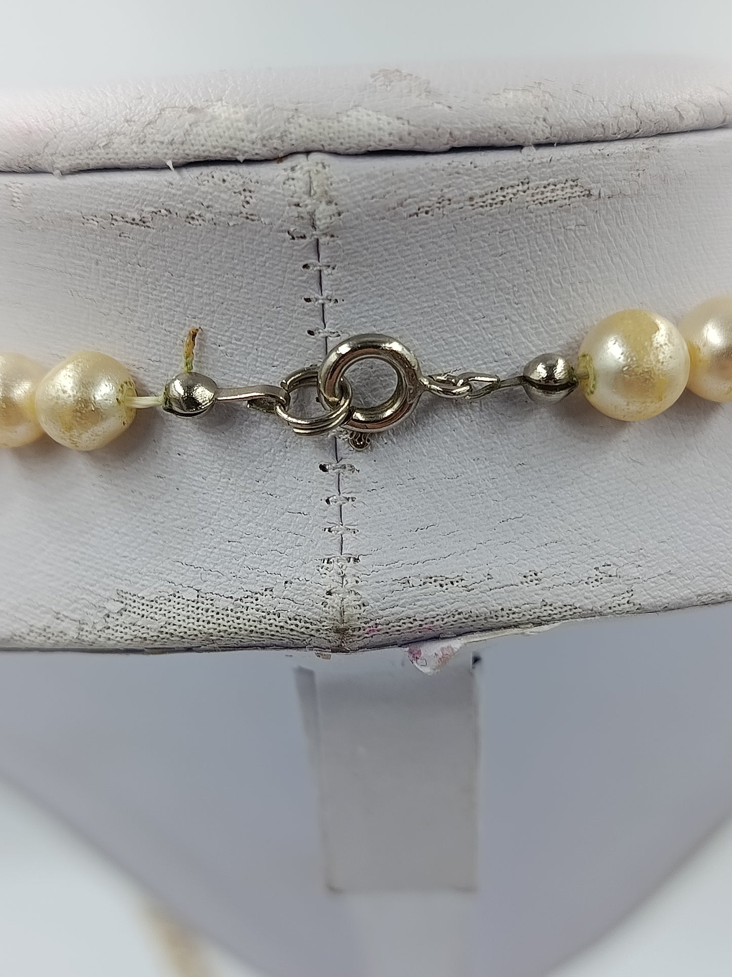 Perlenkette cremefarben 63cm klassisch elegant Vintage