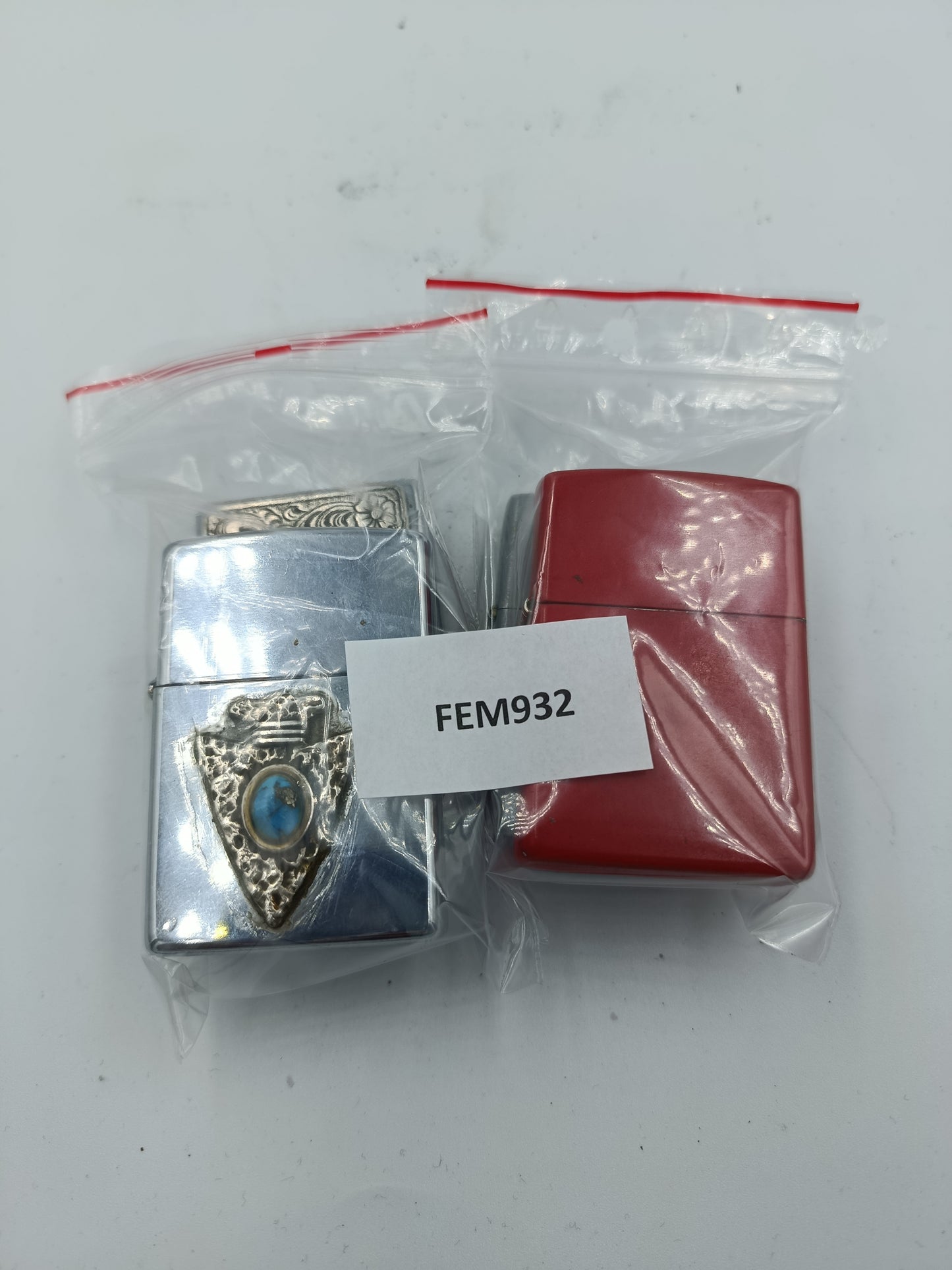 Set aus 4 Benzinfeuerzeugen 3x Zippo 1x Bohai Vintage Sammlung
