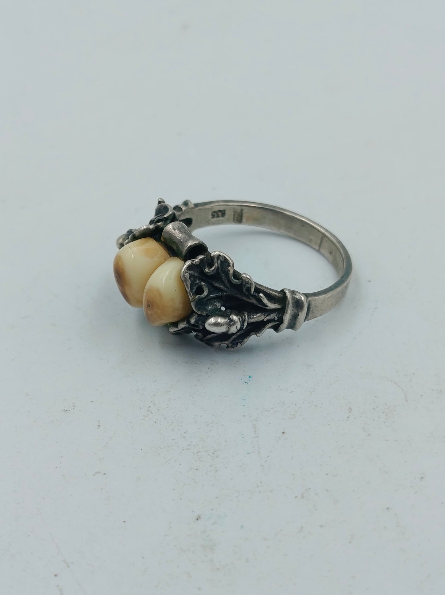 835 Silberring mit Hirschzähnen Gr. 56 Jagdschmuck Vintage