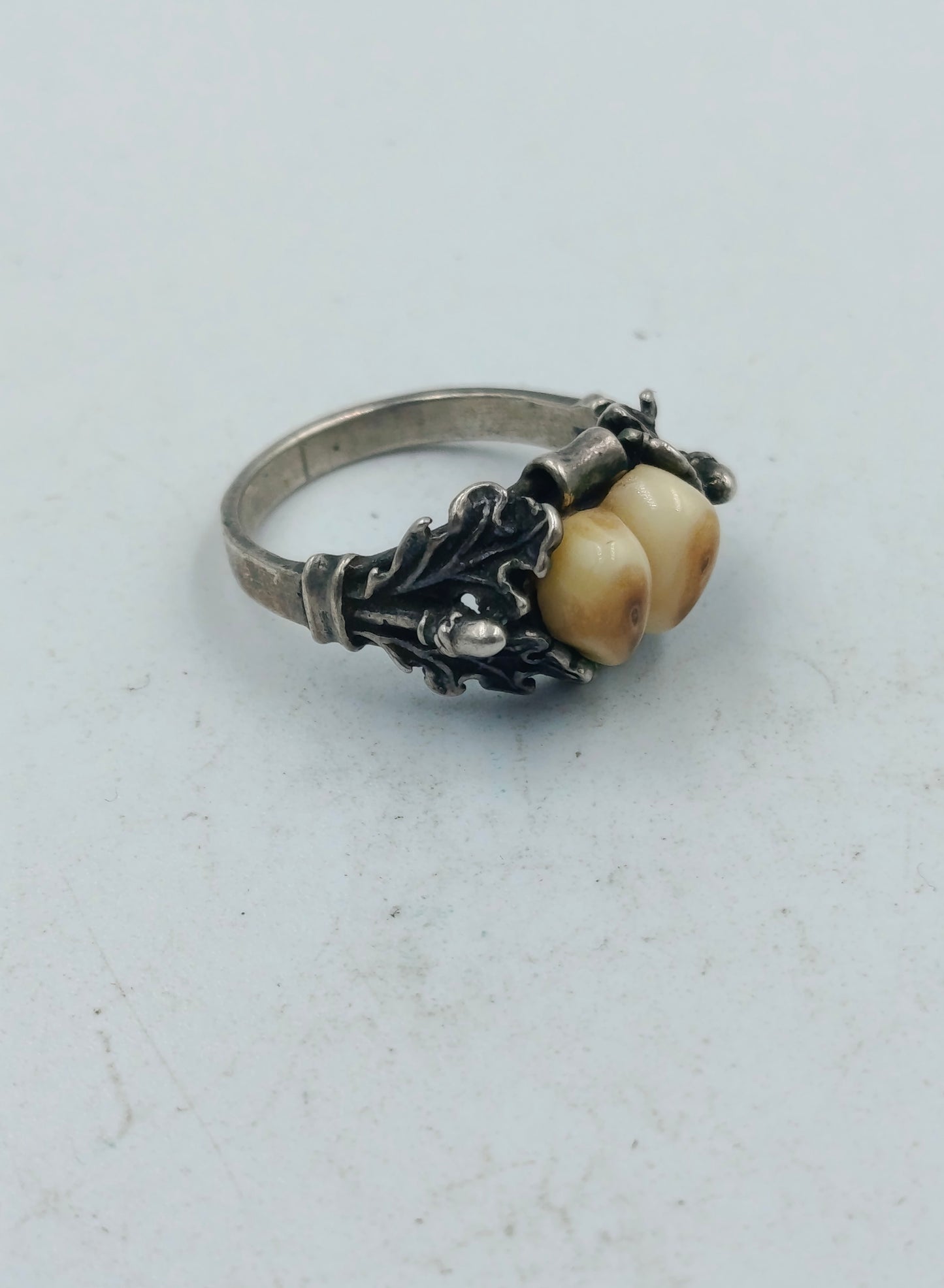 835 Silberring mit Hirschzähnen Gr. 56 Jagdschmuck Vintage