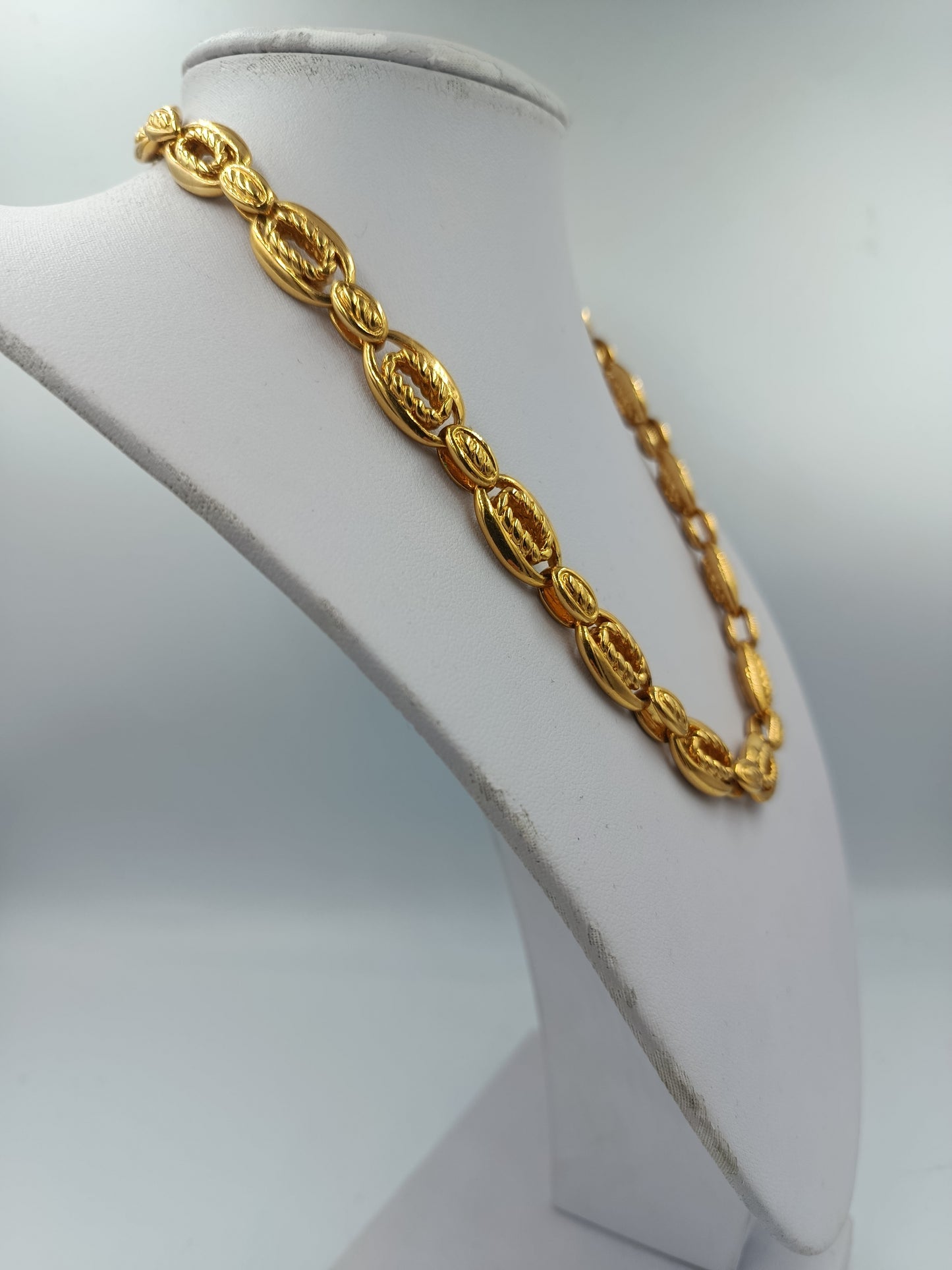 Vergoldete Gliederkette im Ornament Design Vintage Schmuck