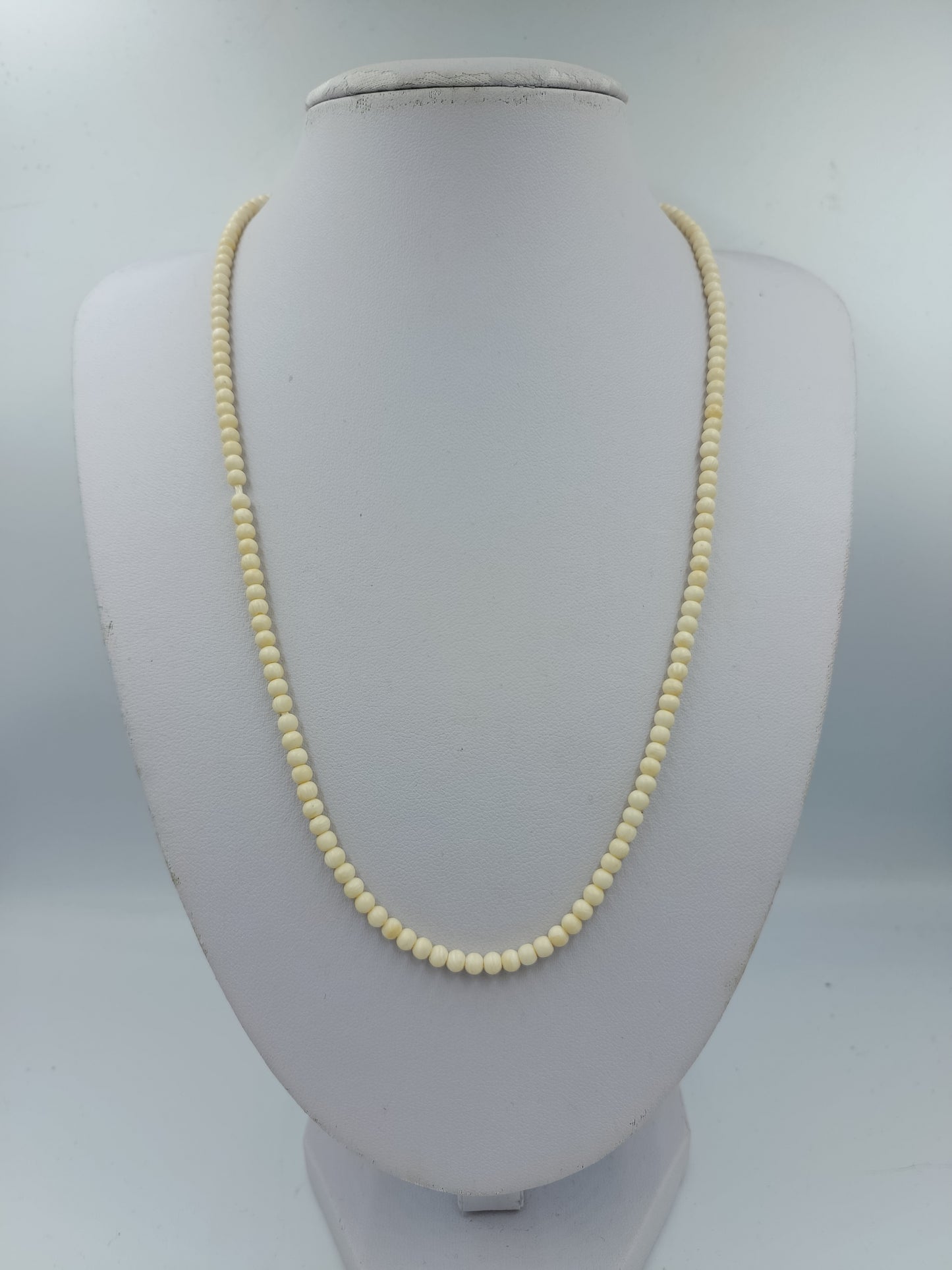 Perlenkette in Cremeweiß Klassisch Vintage Schmuck