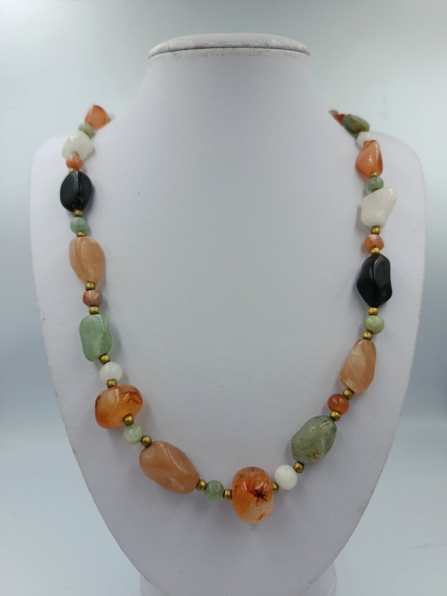 Edelstein Kette mit bunten Trommelsteinen und Messingperlen