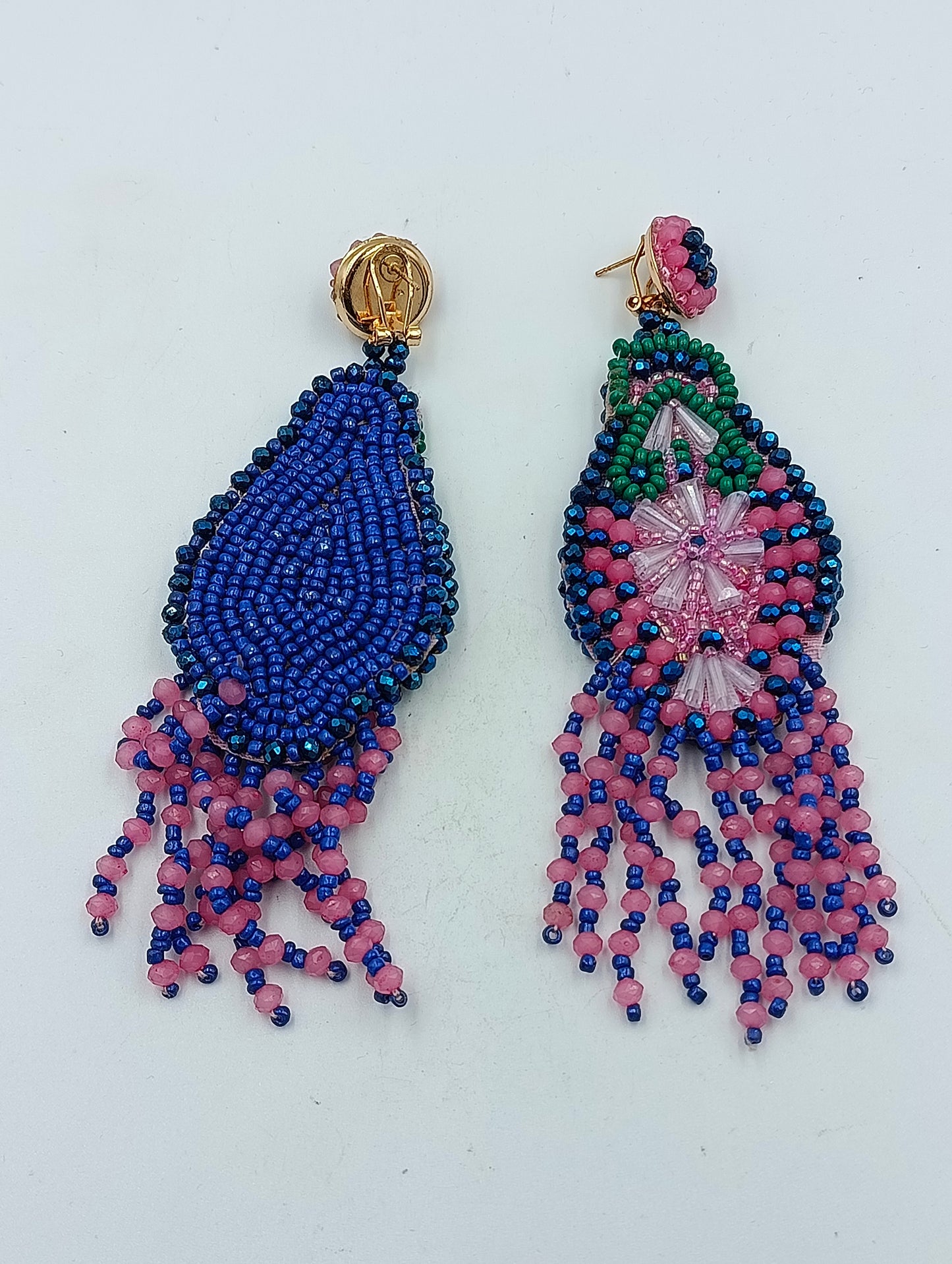 Lange Ohrhänger mit bunten Glasperlen handgefertigt Boho Stil