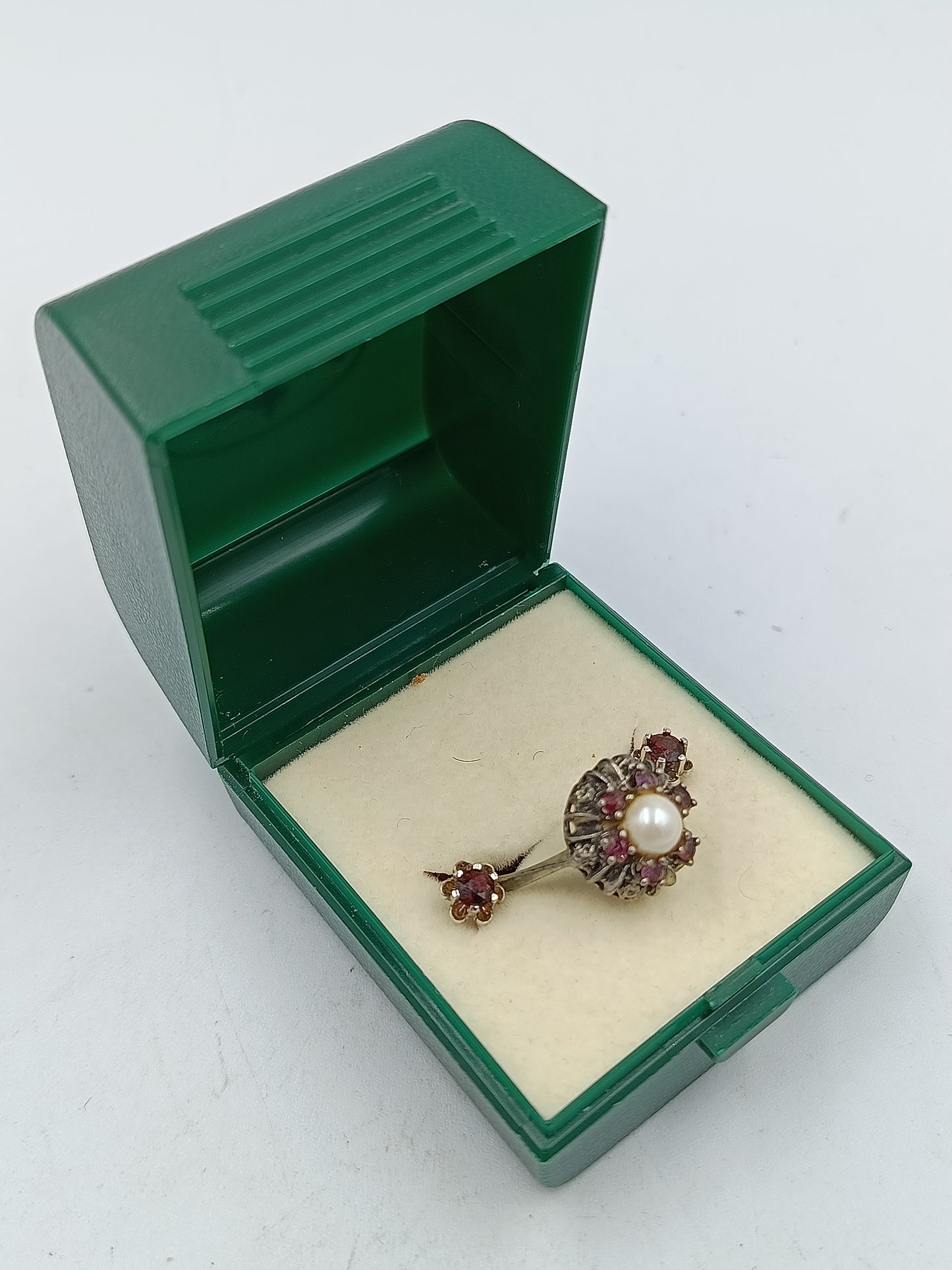 925 Silber Set mit Perle und roten Steinen Ring und Ohrringe