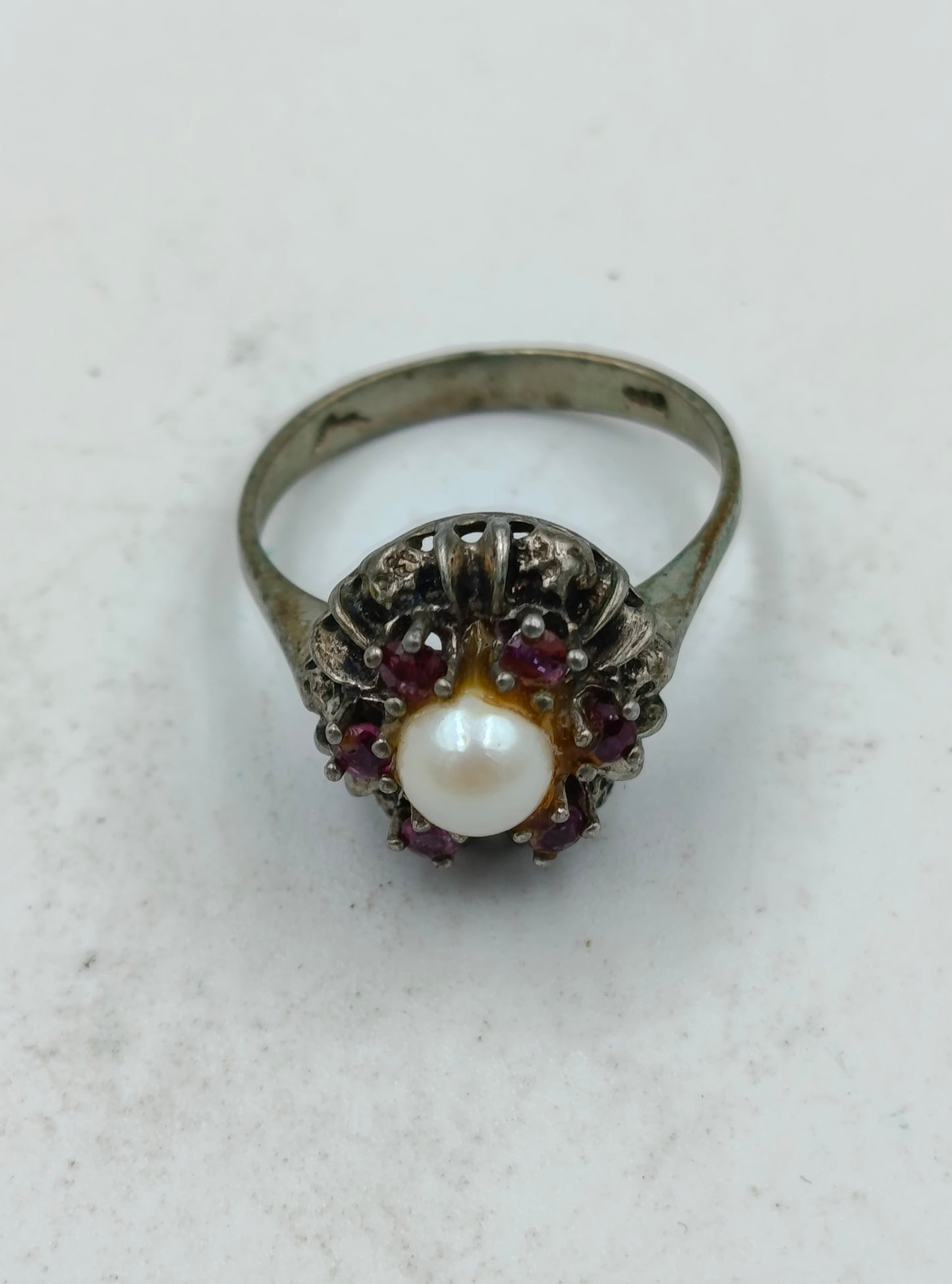 925 Silber Set mit Perle und roten Steinen Ring und Ohrringe