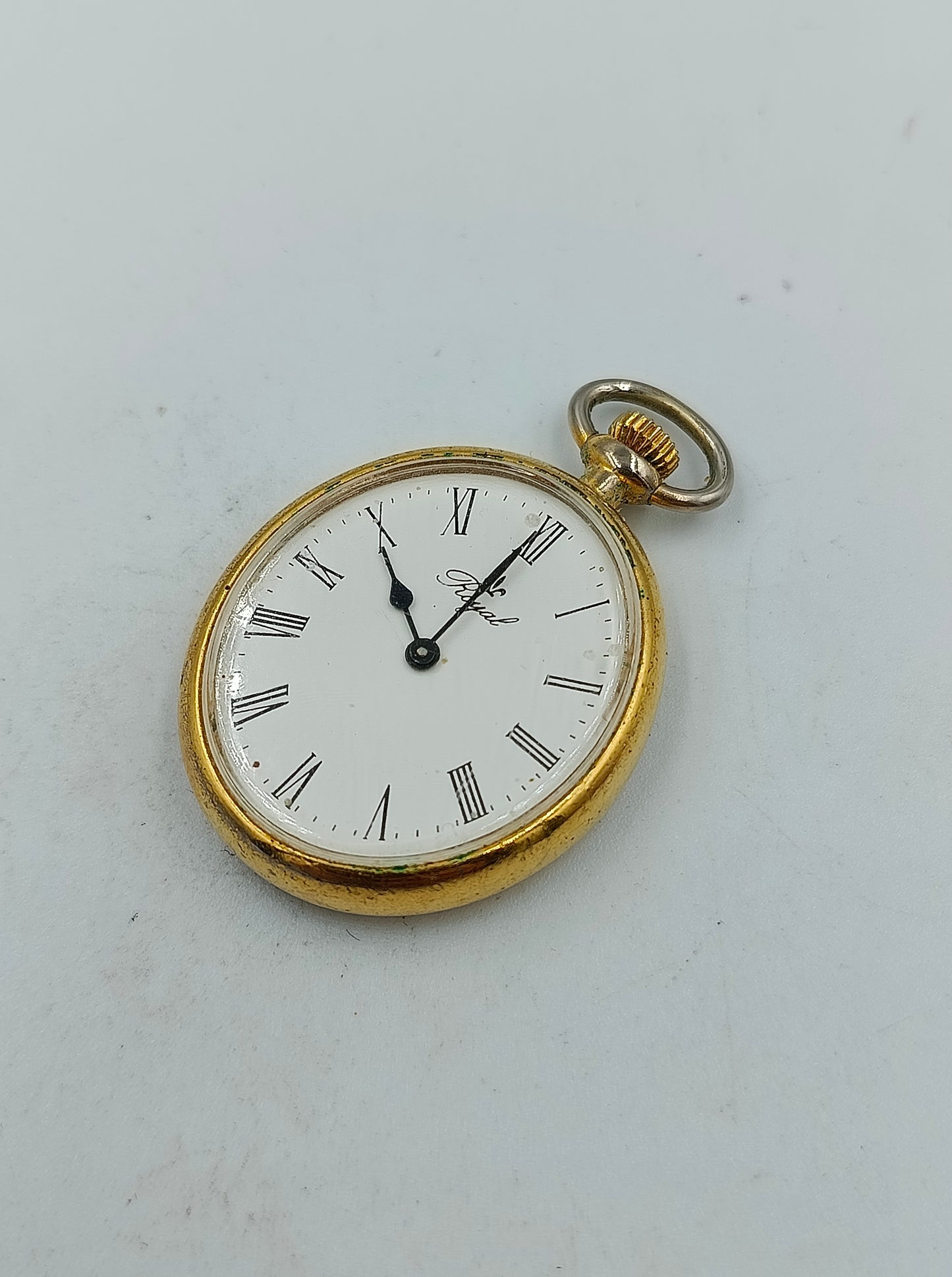 Royal Taschenuhr Goldfarben Weißes Zifferblatt Römische Ziffern