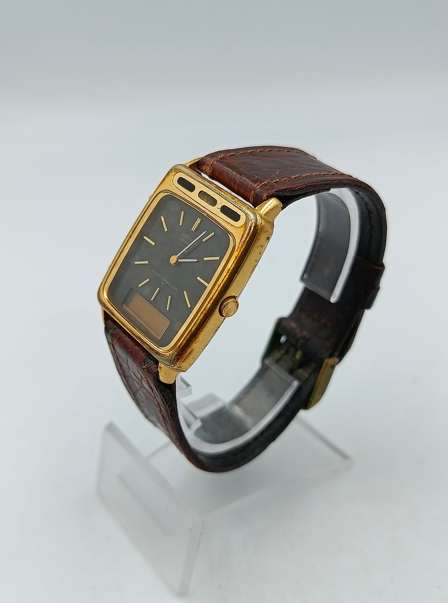 Seiko Quartz Alarm Chronograph H249-5070 Goldfarben Vintage Japan