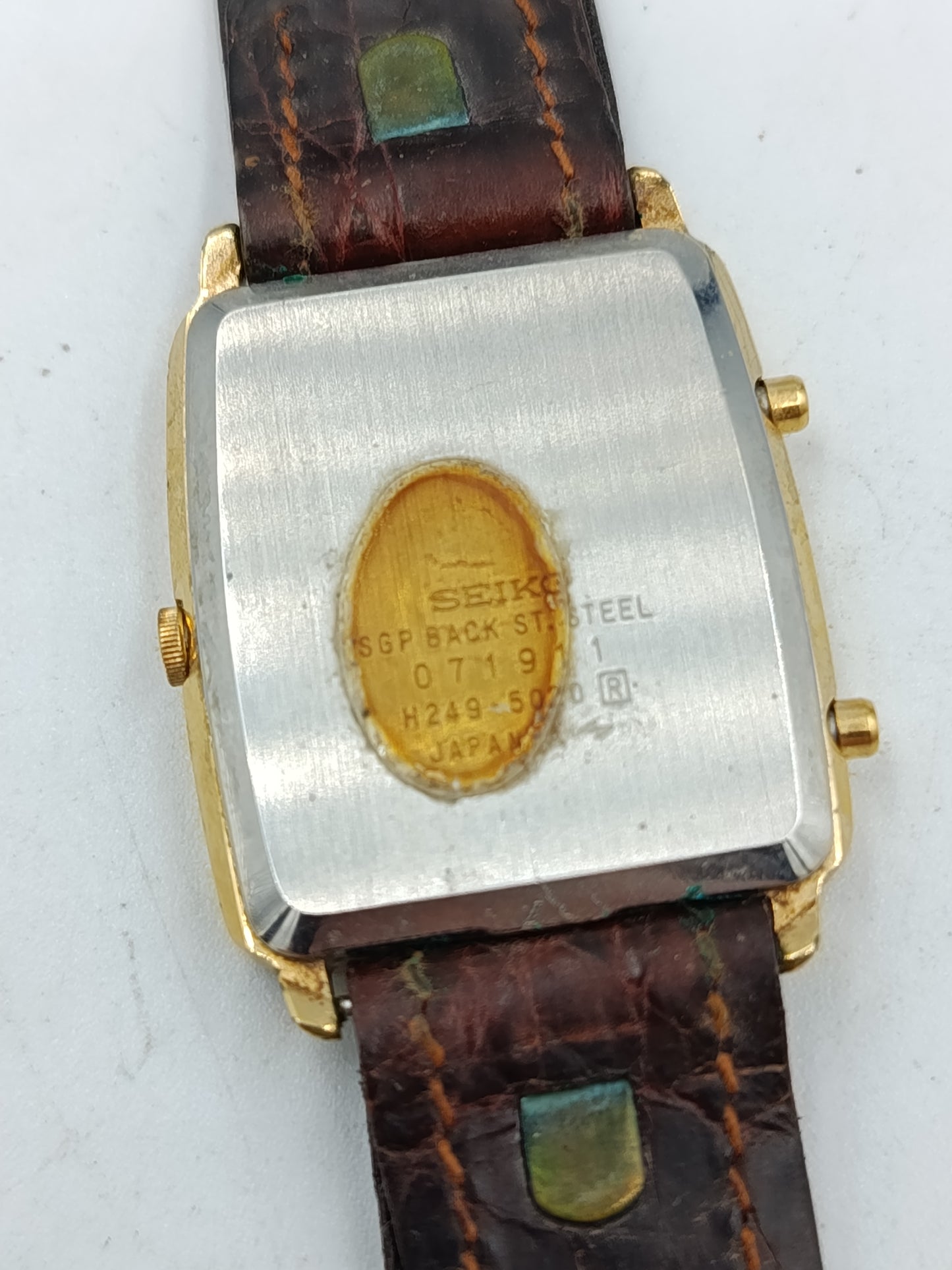Seiko Quartz Alarm Chronograph H249-5070 Goldfarben Vintage Japan