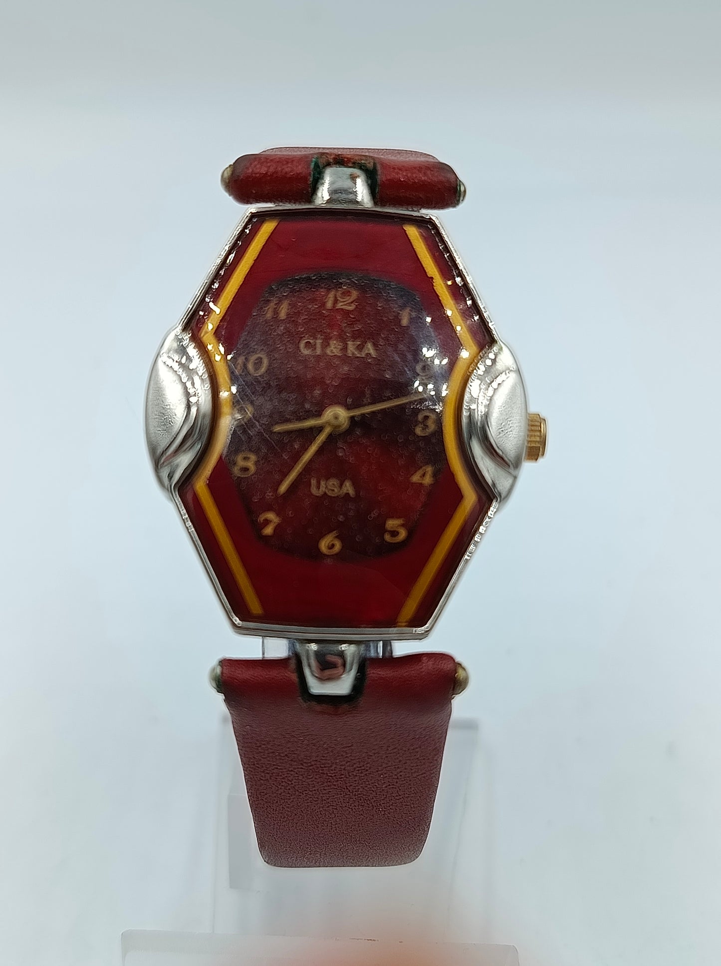 CI und KA Damenarmbanduhr Rot Silberfarben Vintage USA