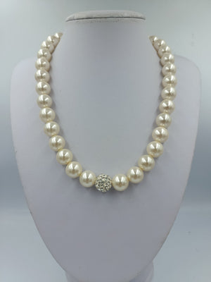Perlenkette Cremefarben mit Strass Kugel Klassisch Elegant Vintage Stil