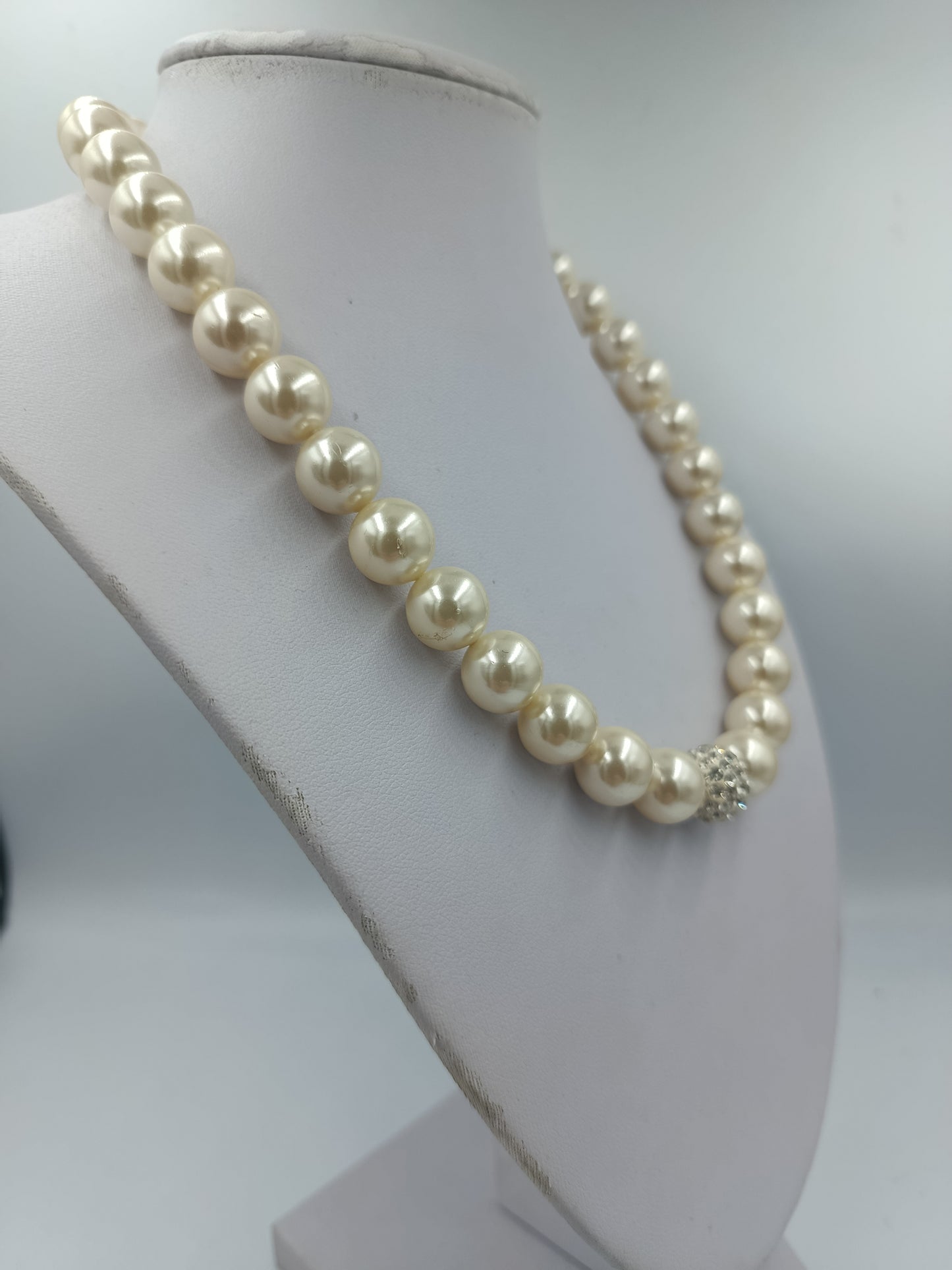 Perlenkette Cremefarben mit Strass Kugel Klassisch Elegant Vintage Stil