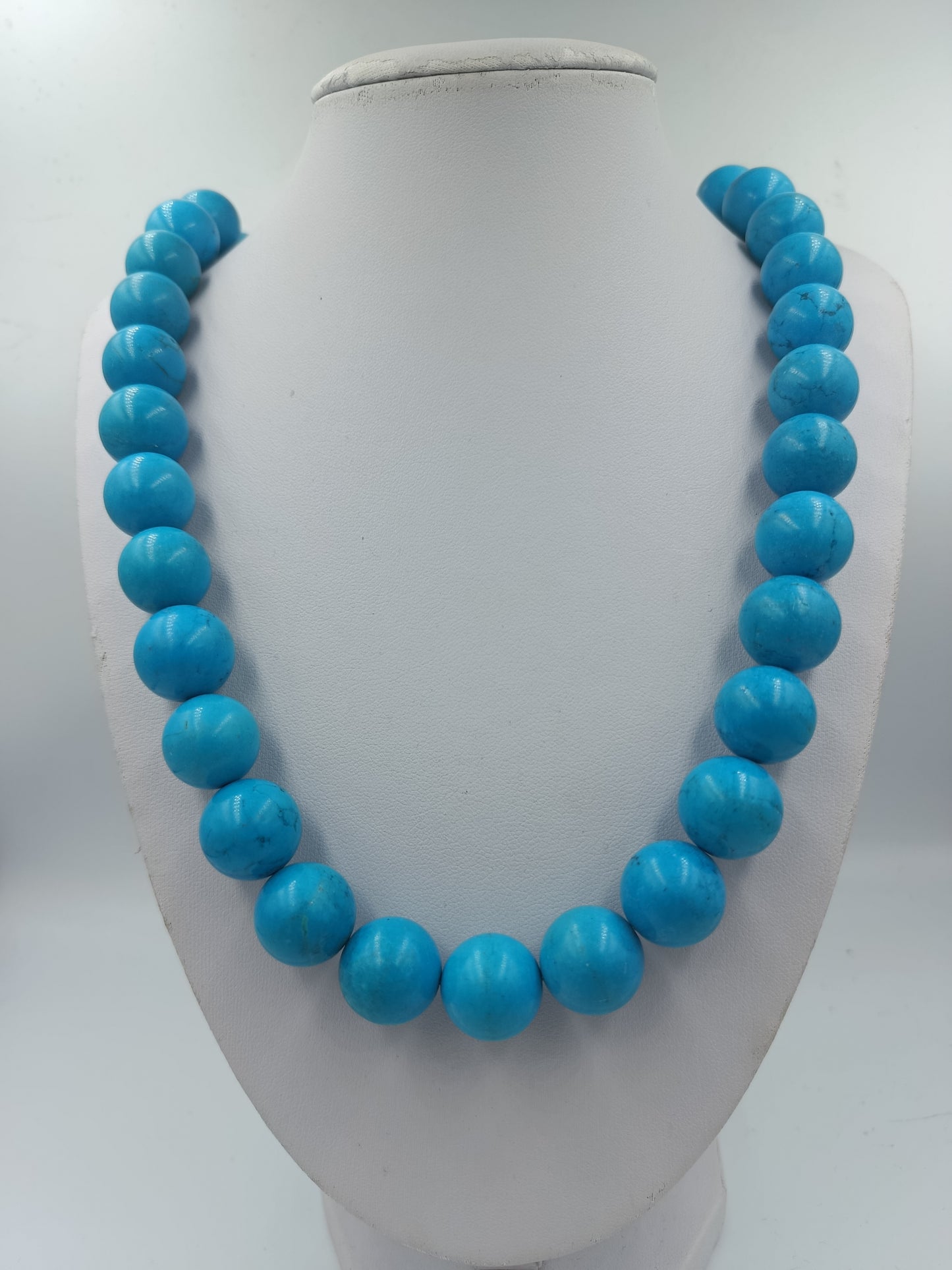 Türkisfarbene Kugelkette mit 925 Silber Verschluss Statement Halskette