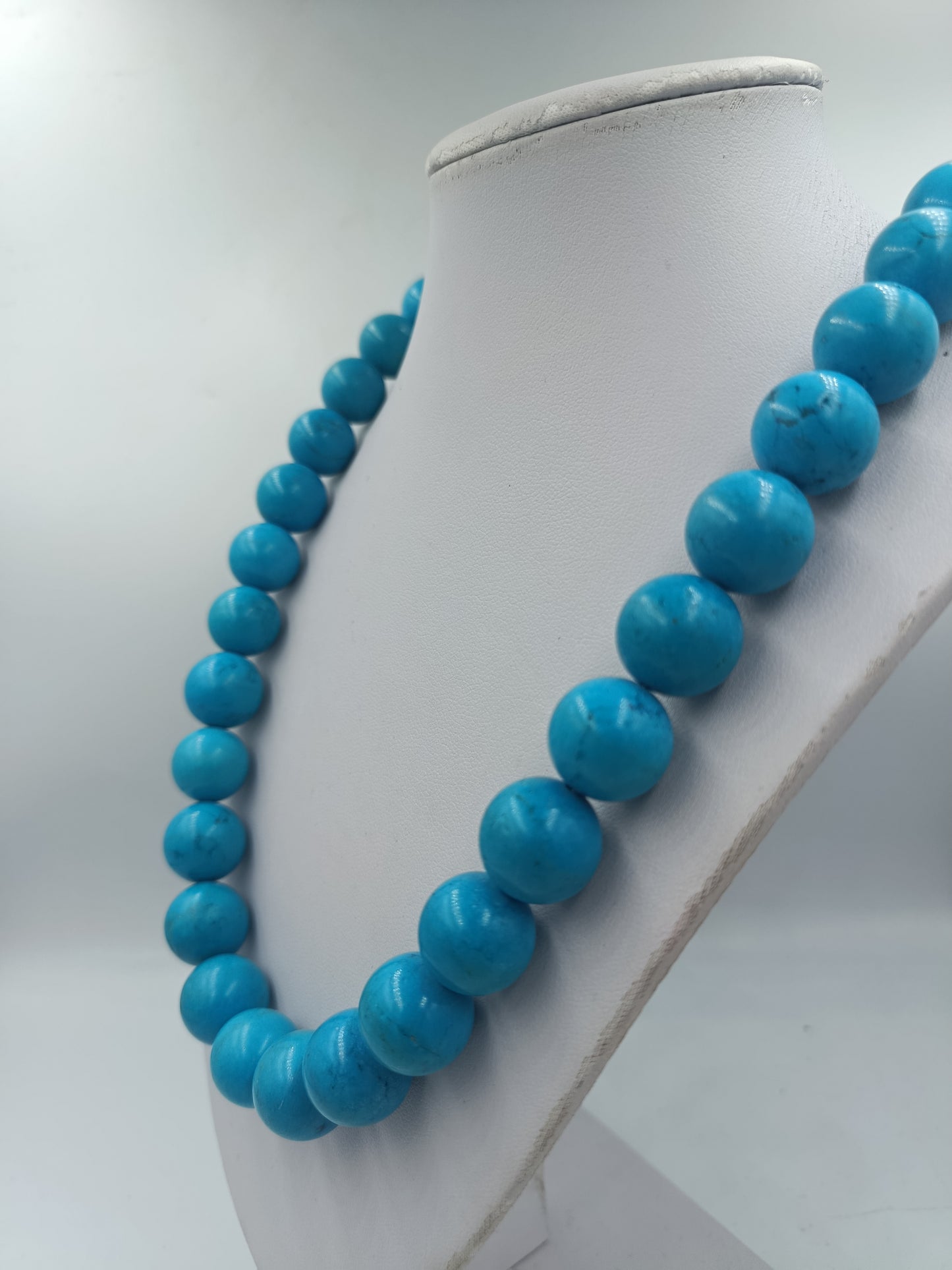 Türkisfarbene Kugelkette mit 925 Silber Verschluss Statement Halskette