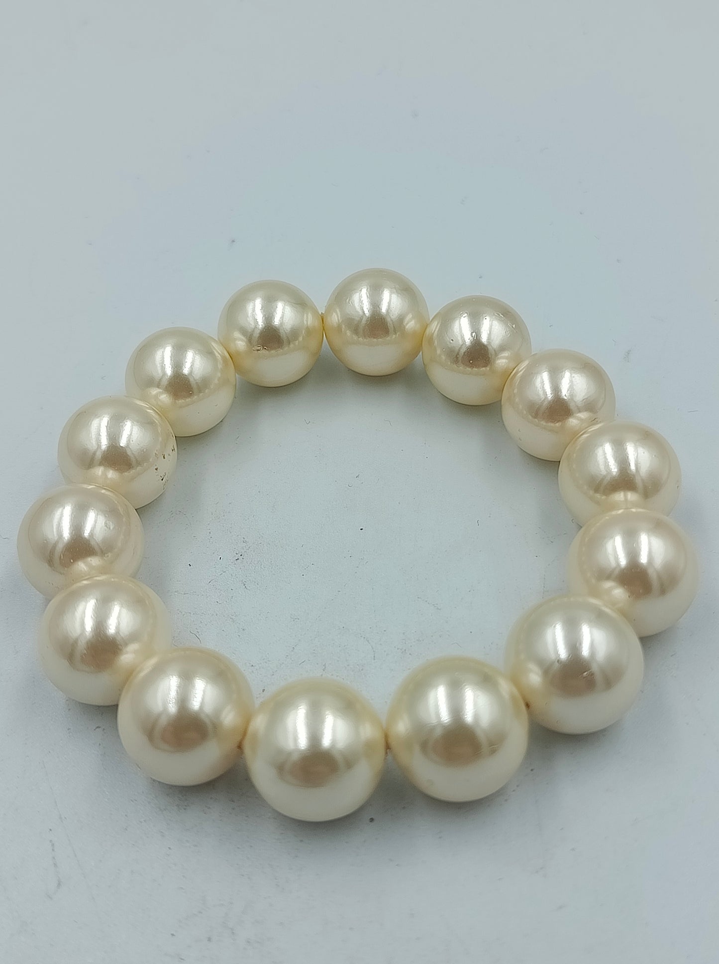 Elastisches Perlenarmband Cremefarben Klassisch Elegant Vintage Stil