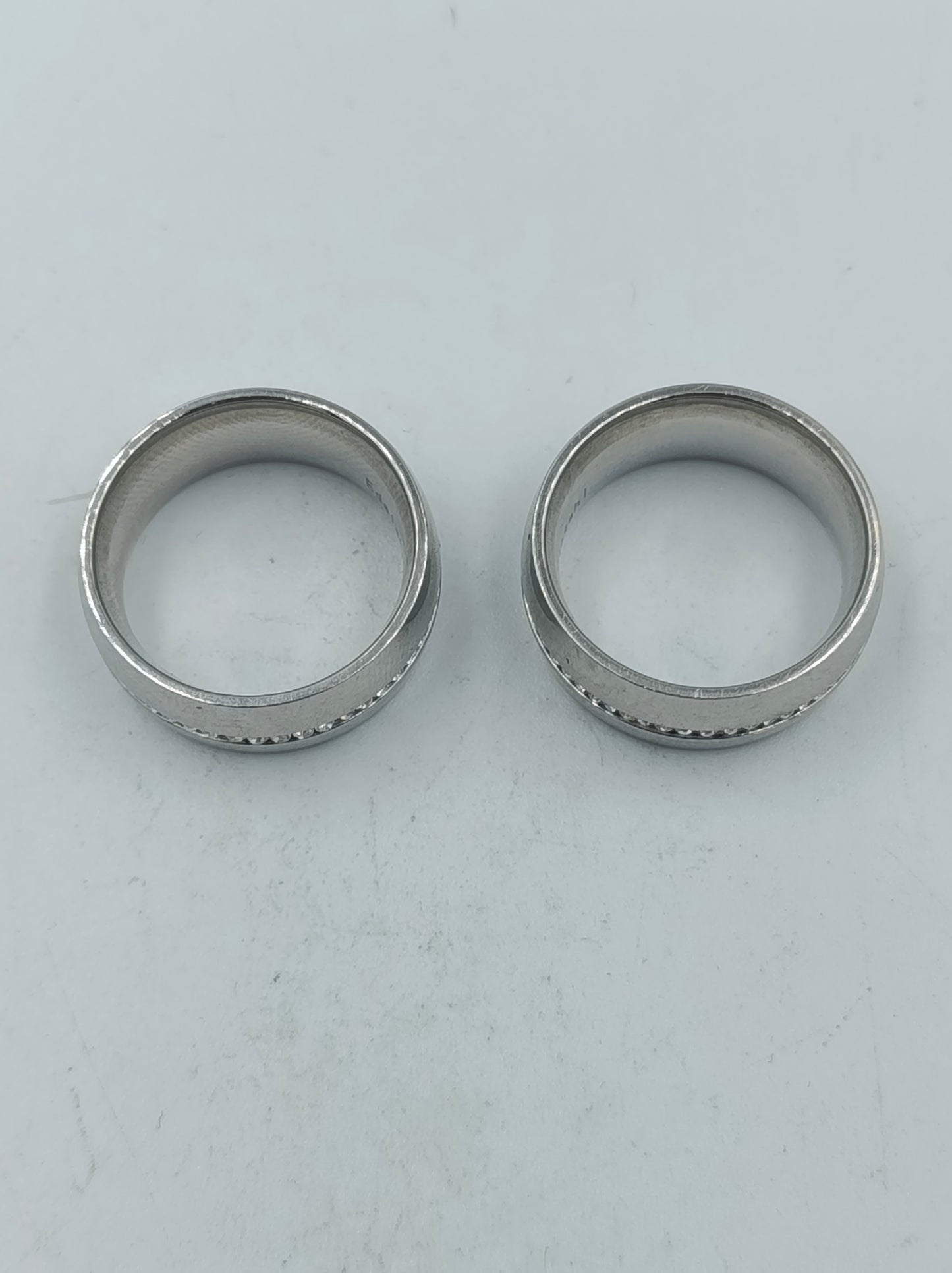 Edelstahl Partnerringe Silberfarben mit Strass Steinen Größe 57 Set