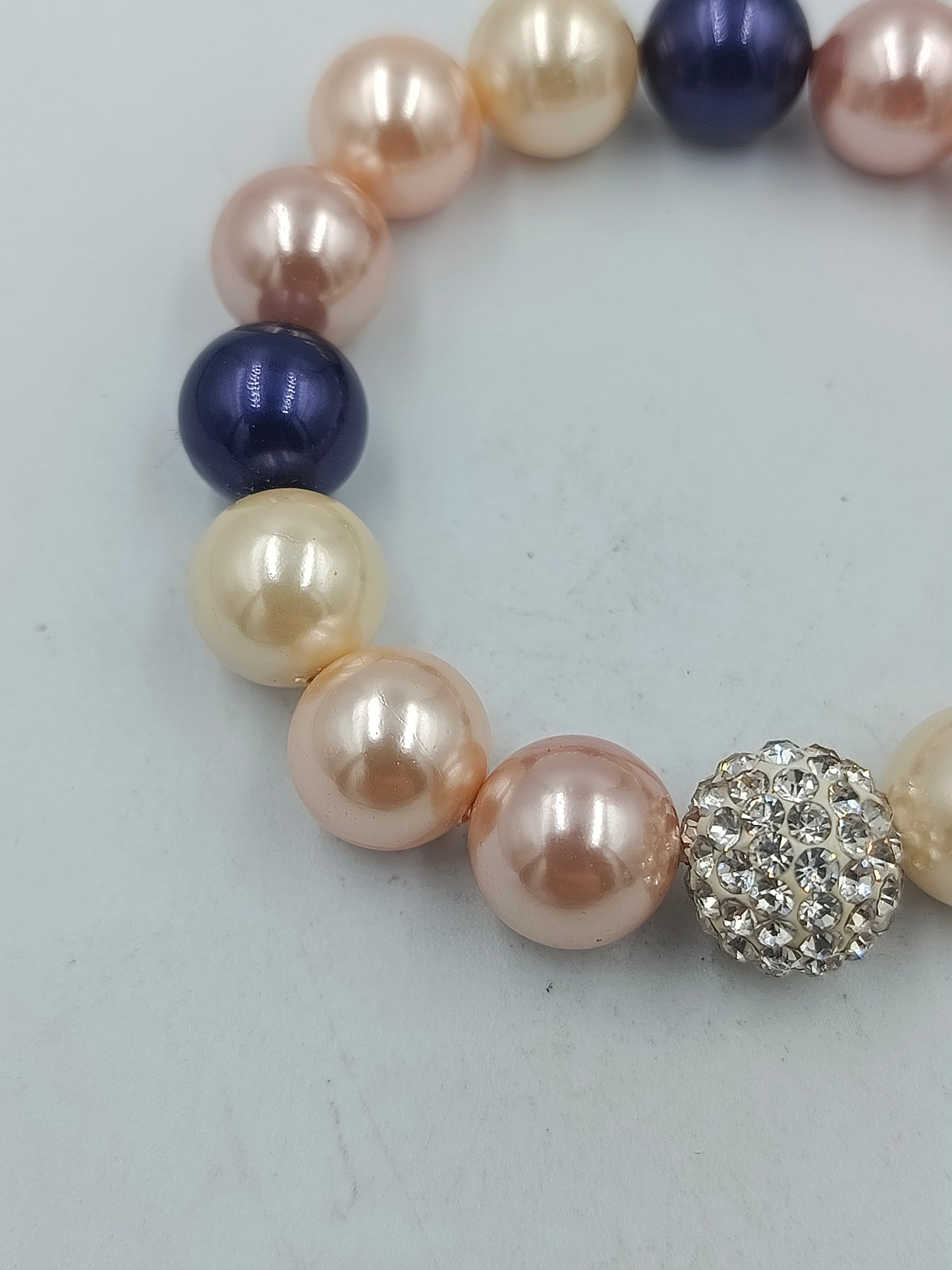 Armband elastisch mit Perlen in Creme Rosa Blau und Strass Kugel Schmuck