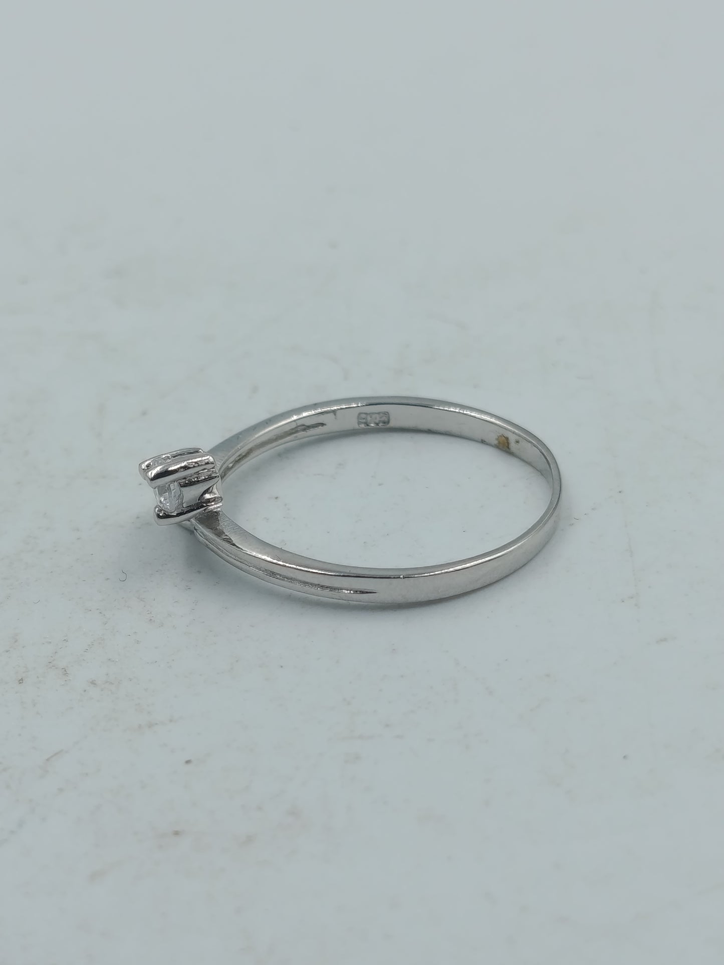 925 Silber Ring Kristall Solitär eleganter Damenring