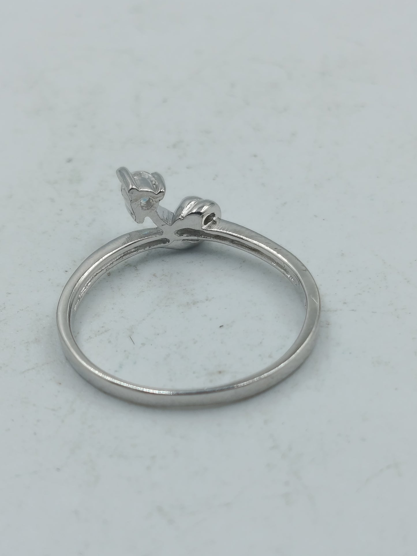 925 Silber Ring Kristall Solitär eleganter Damenring