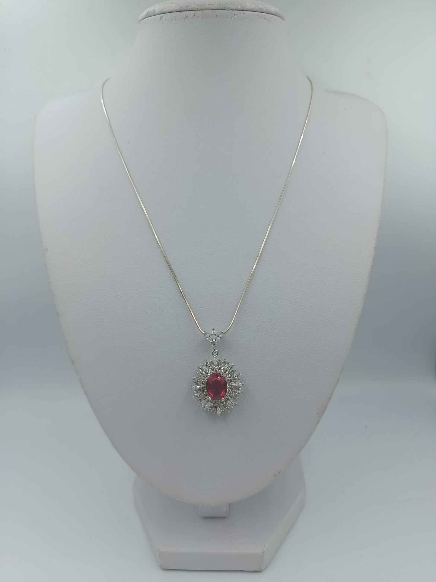 925 Silber Halskette mit rotem Stein und Zirkonia