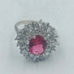 925 Silber Ring mit rubinrotem Stein und Kristallkranz