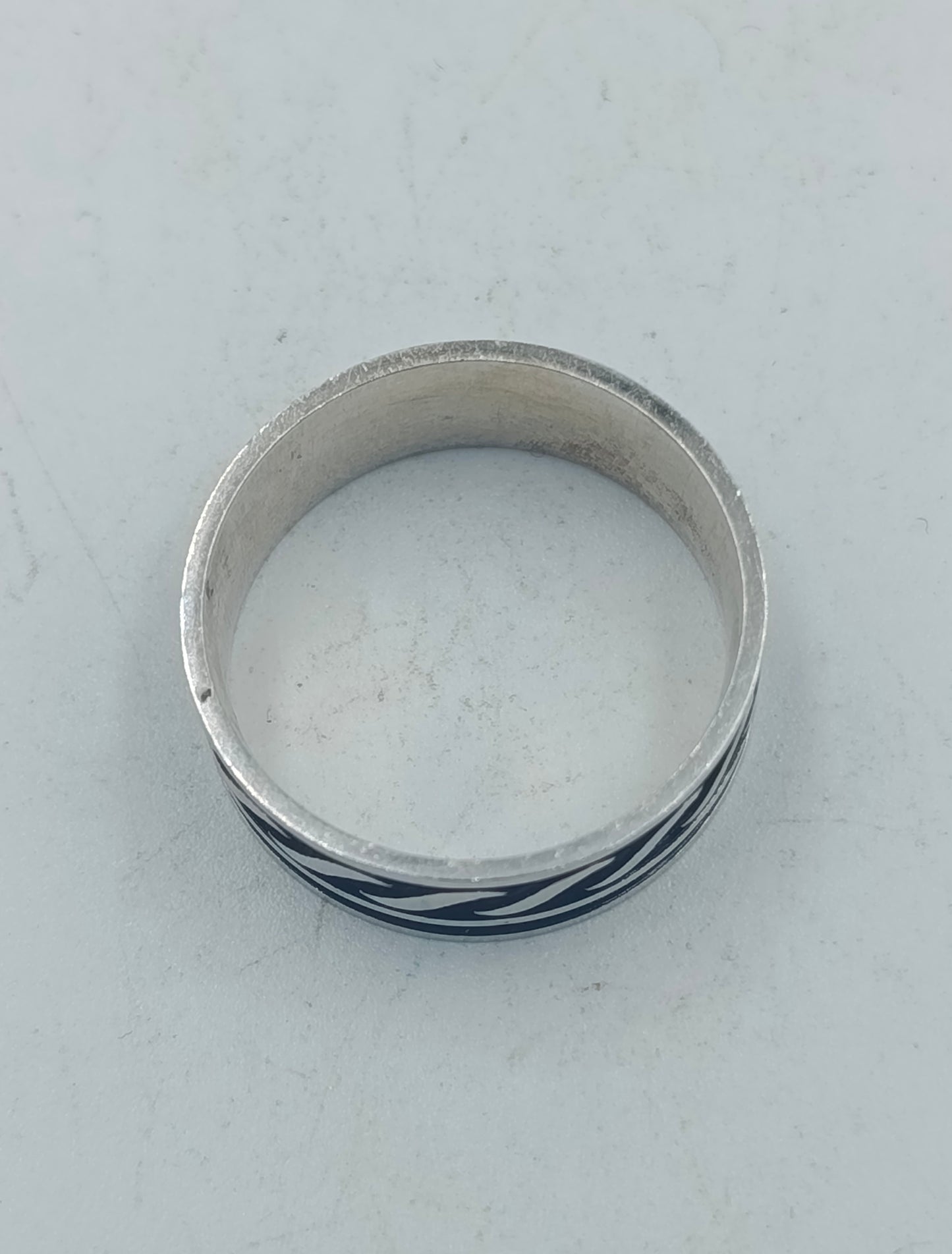 925 Silber Ring mit schwarz silbernem Muster Gr65