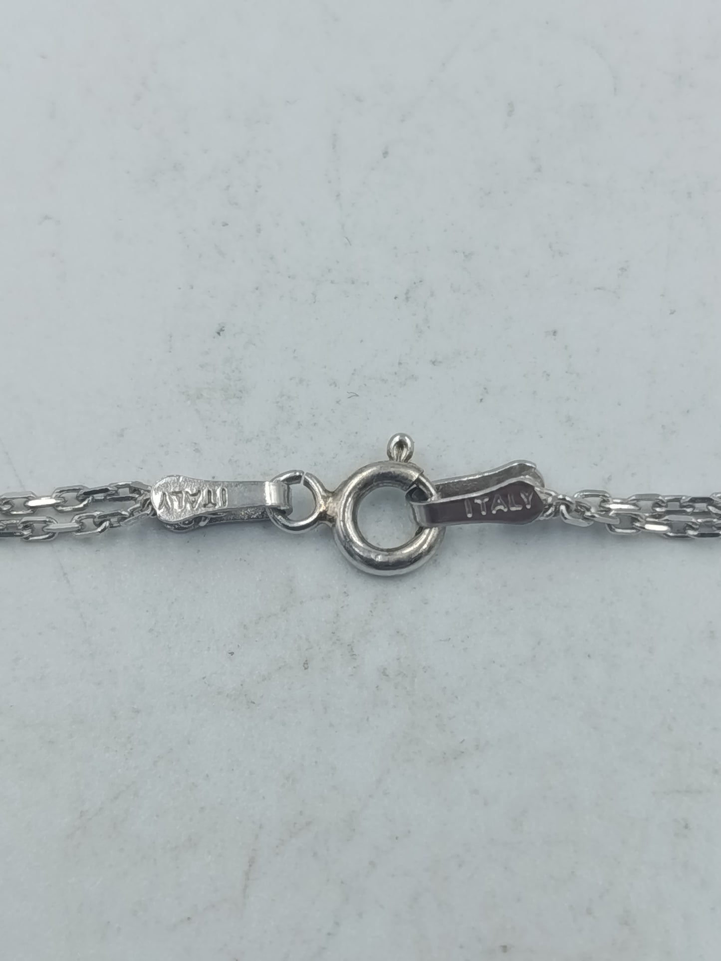 Silberarmband mit Herzdesign glitzernde Herz Elemente 925 Silber