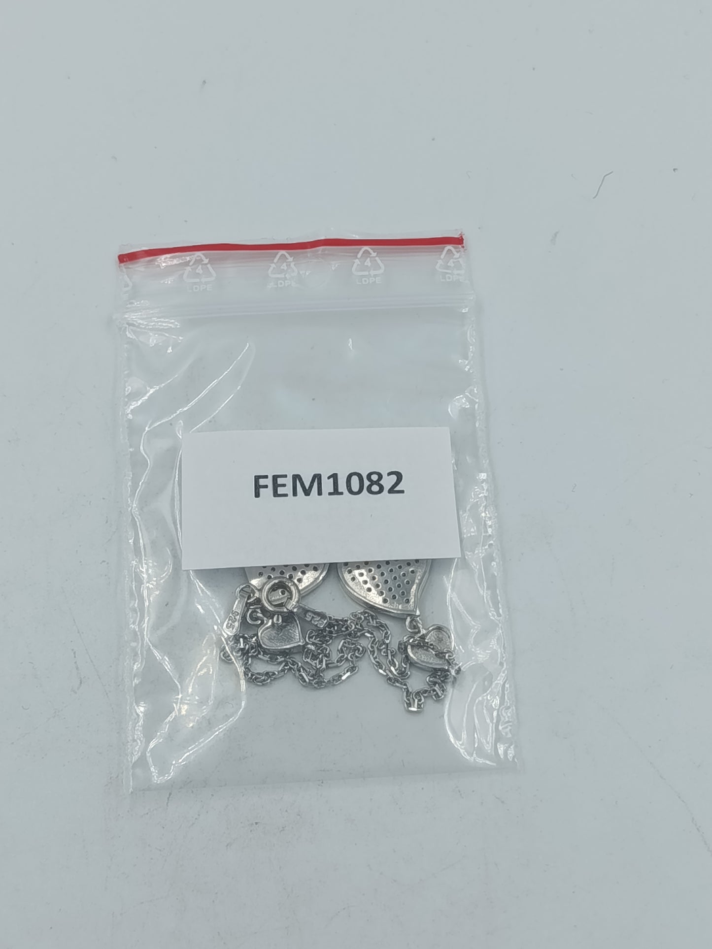 Silberarmband mit Herzdesign glitzernde Herz Elemente 925 Silber