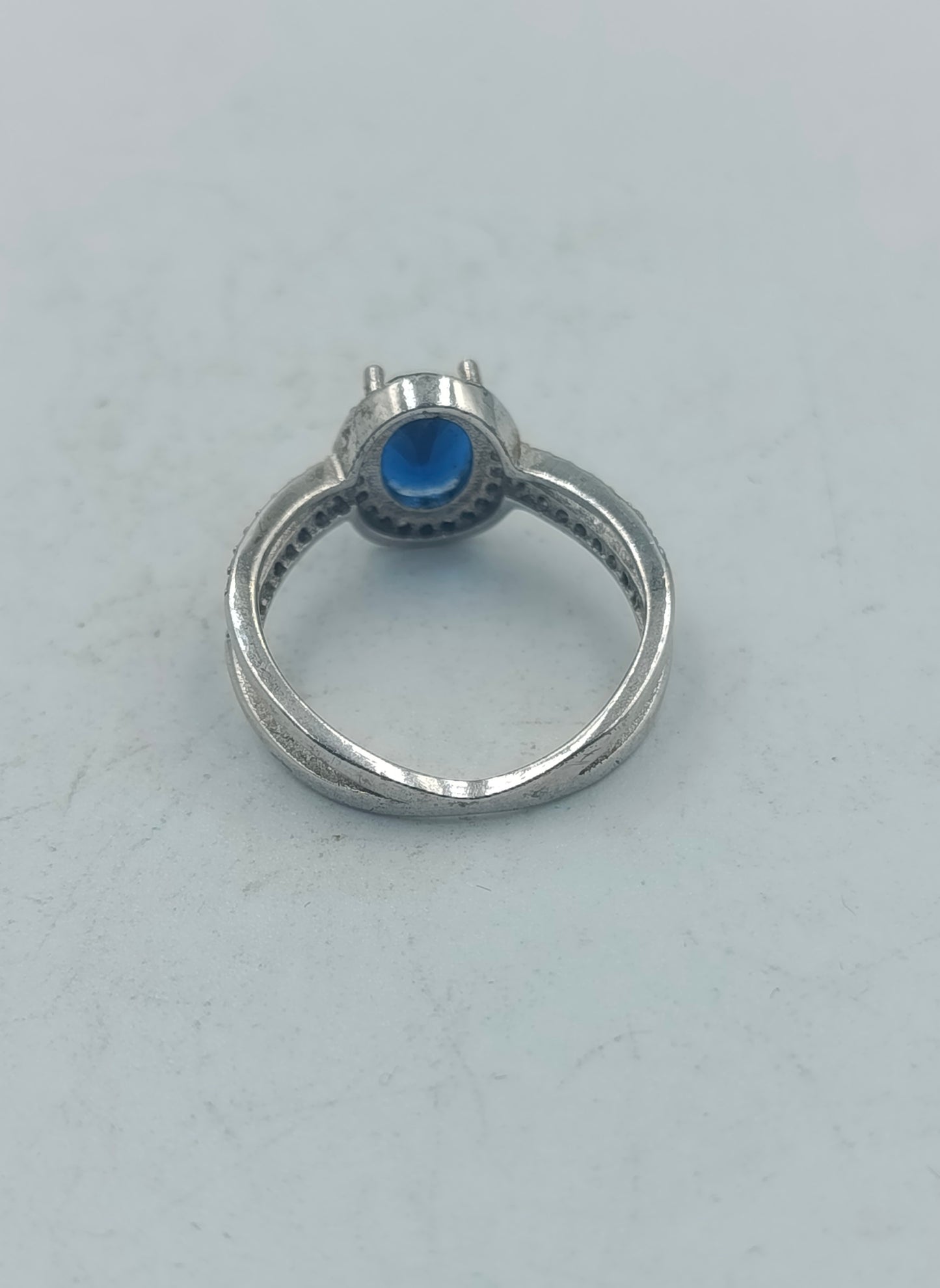 Ring 925 Silber mit blauem Stein elegantes Design