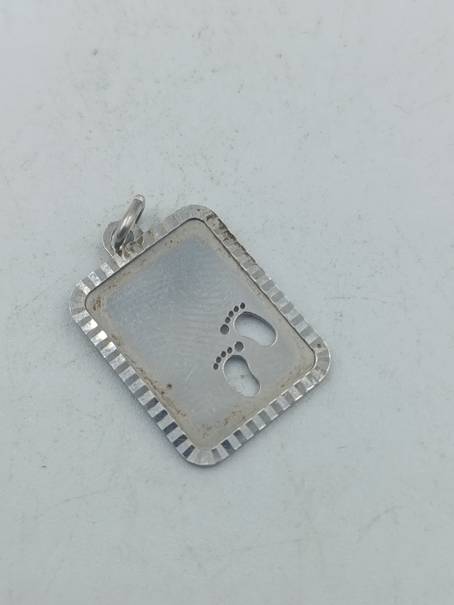 Silber Anhänger rechteckig mit Babyfuß Motiv 925