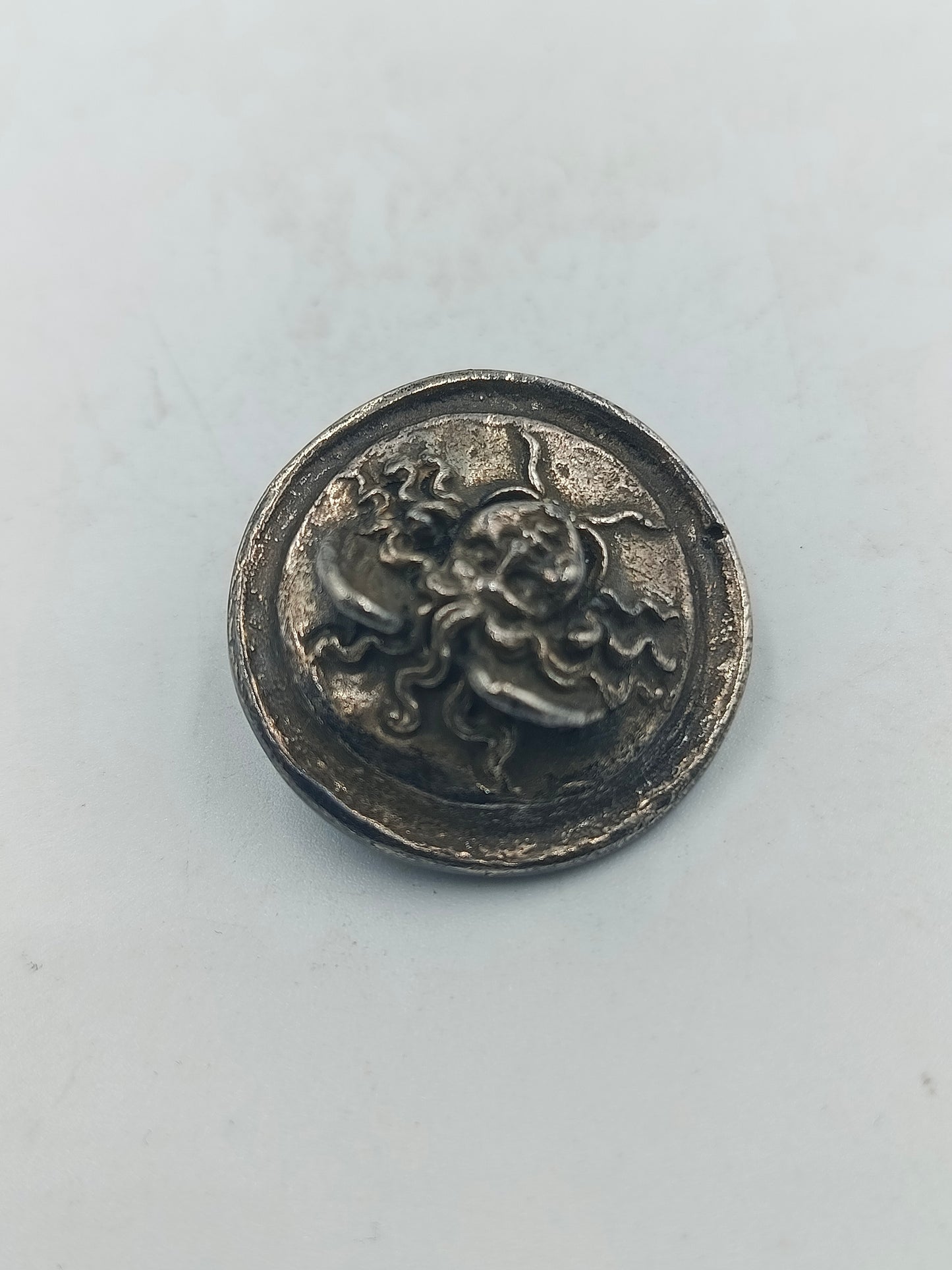 Antike Silber Brosche rund Engelmotiv