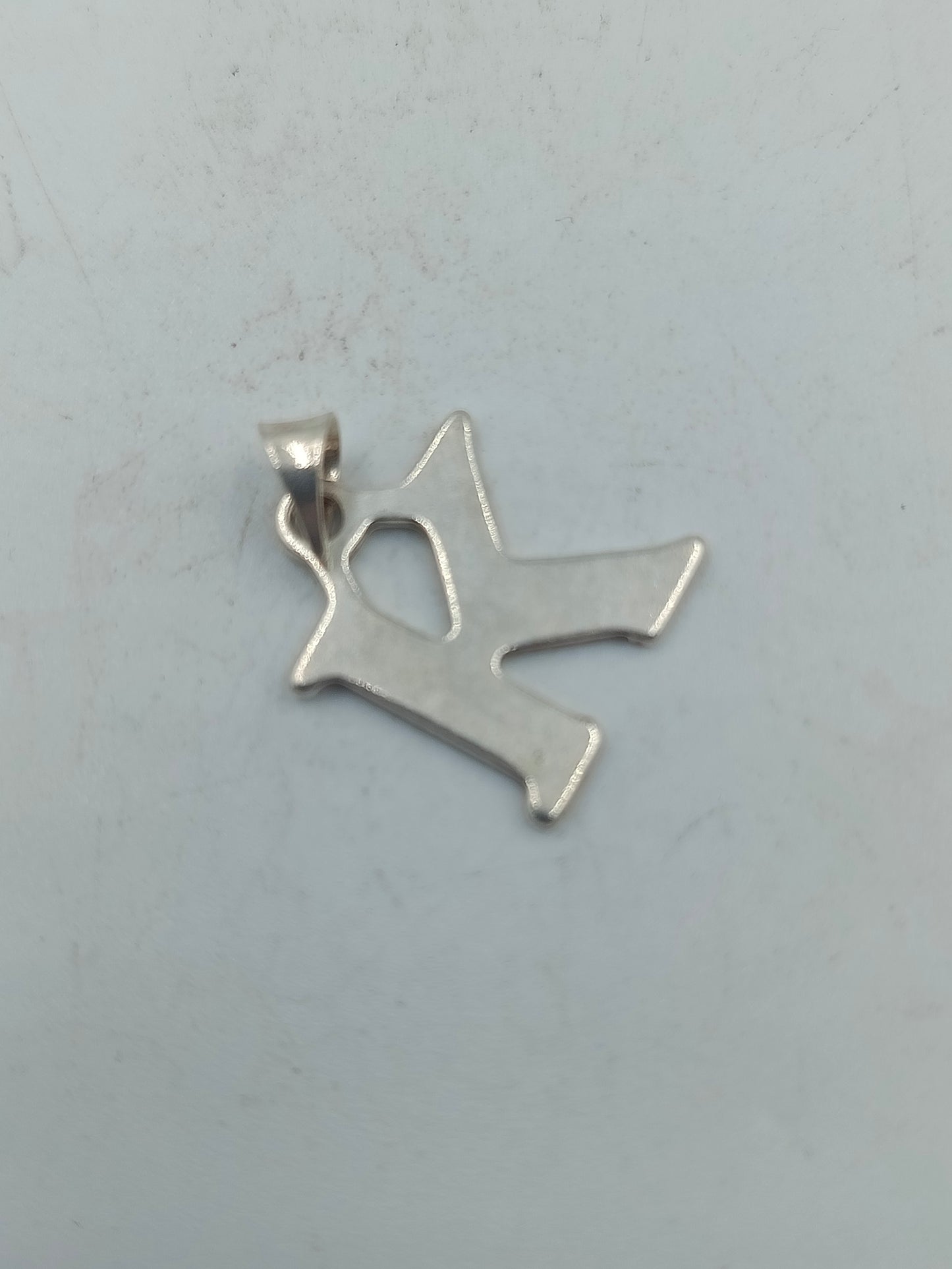 925 Silber Anhänger Buchstabe K Zeitloses und schlichtes Design
