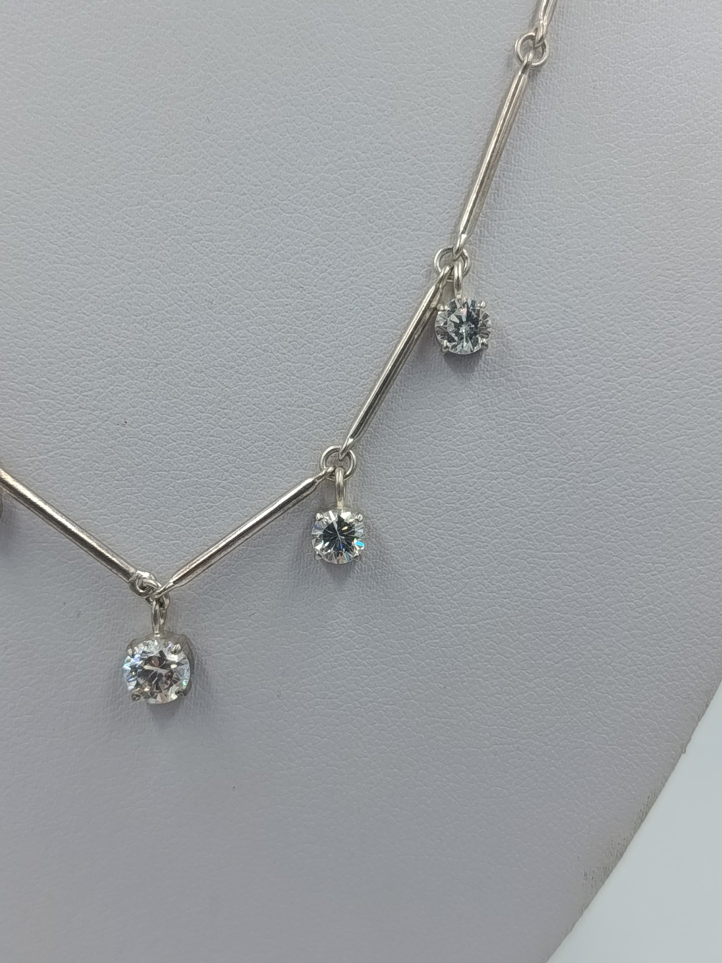 925 Silberkette mit funkelnden Anhängern Feines und elegantes Gliederdesign