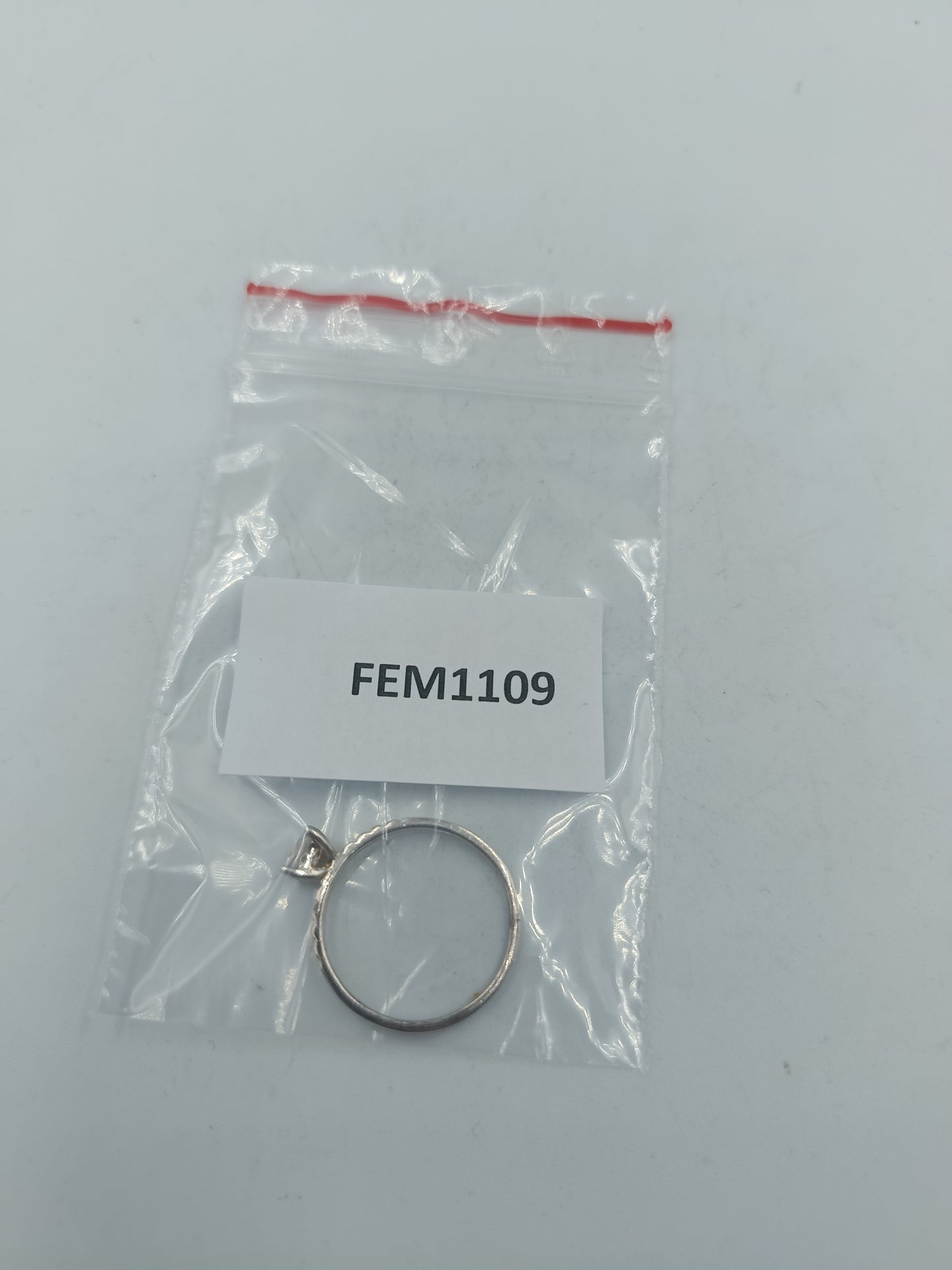 925 Silber Ring mit klarer Zirkonia Steinfassung Feiner und  moderner Look Gr55