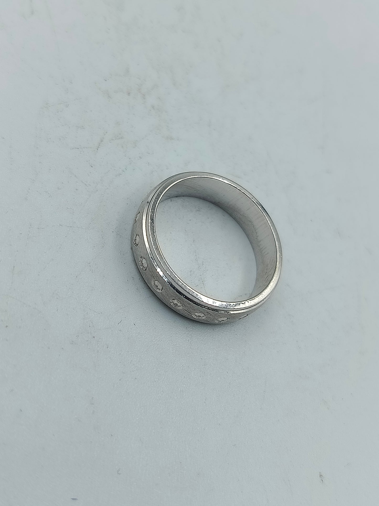 925 Silberring mit feiner Mustergravur Schlichtes zeitloses Design