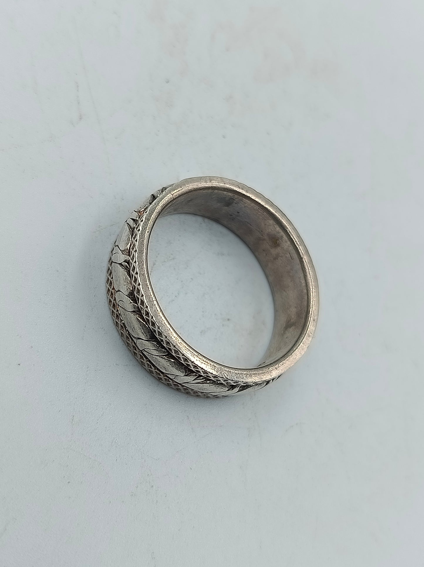 925 Silberring  Massiver Bandring mit Strukturmuster  Vintage Design Gr69