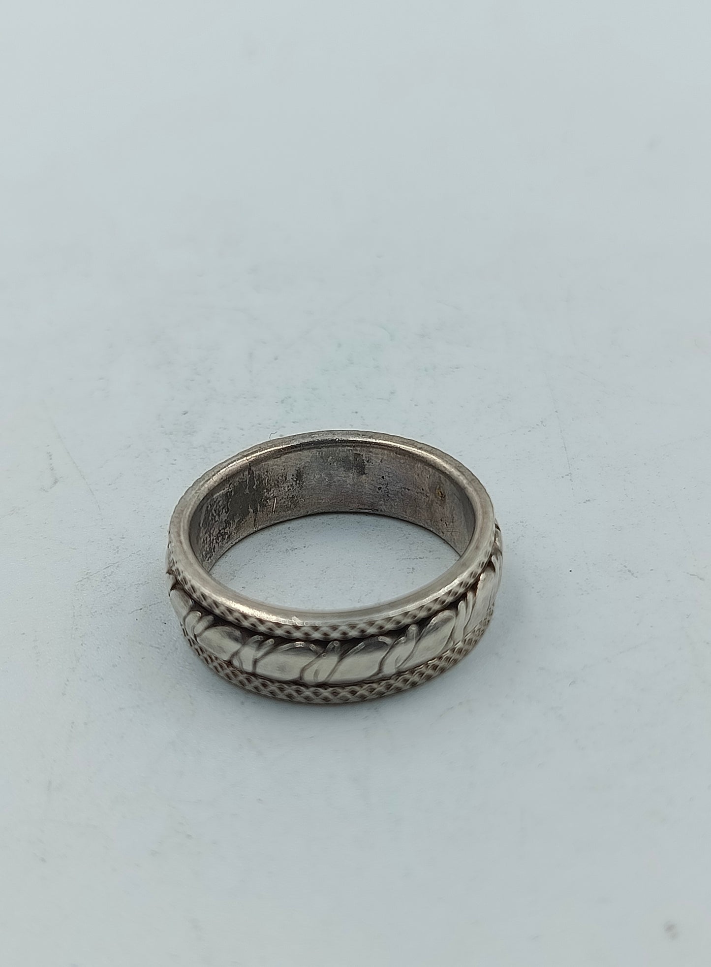 925 Silberring  Massiver Bandring mit Strukturmuster  Vintage Design Gr69