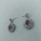 925 Silber Ohrringe mit rotem Stein  funkelnden Akzenten