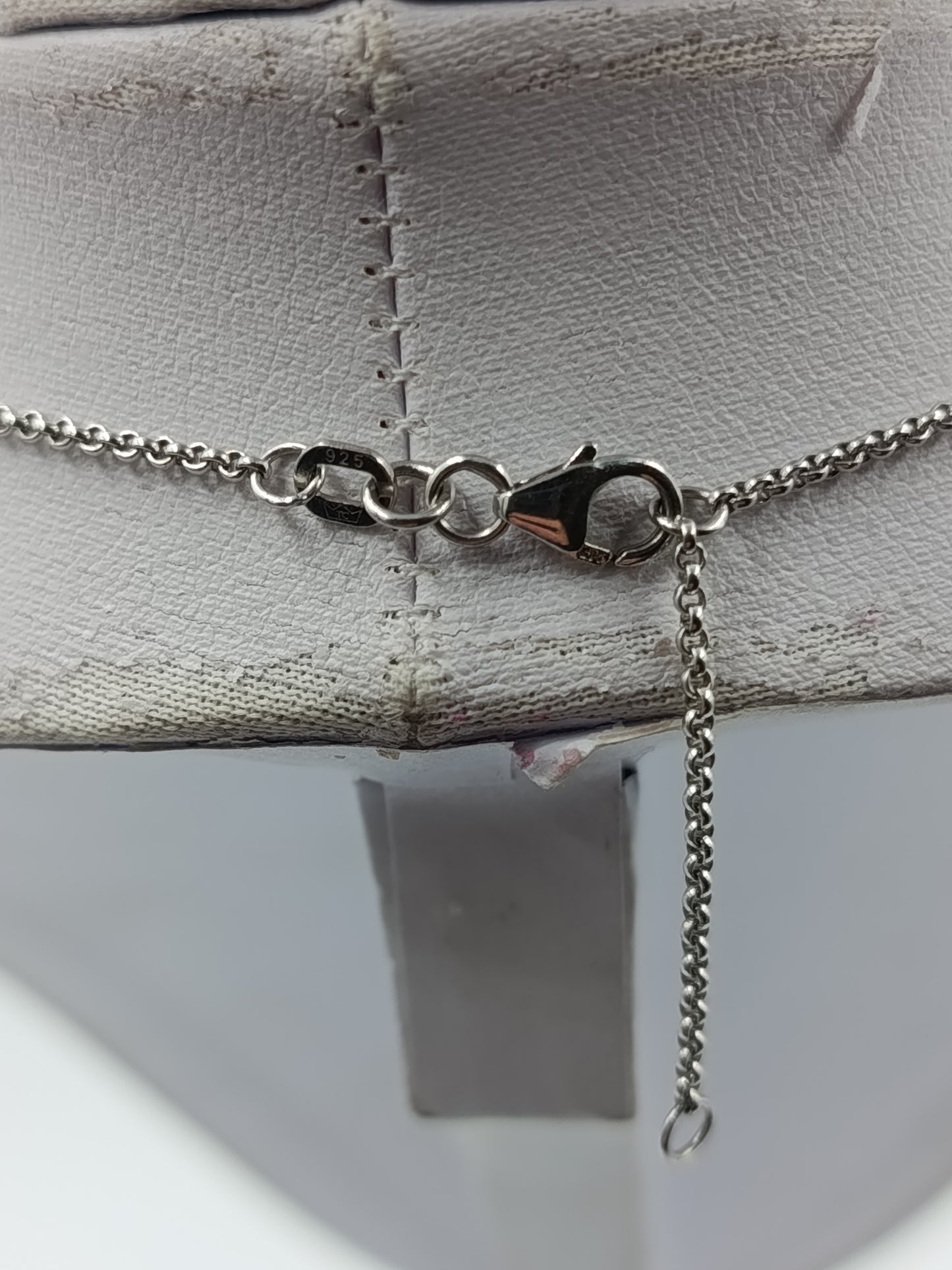 925 Silberkette mit Herzanhänger Zirkonia Funkelndes Herzdesign